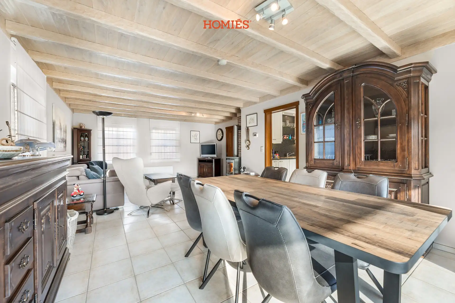 Landelijk gelegen woning met zuidgerichte tuin en 3 slaapkamers foto 4