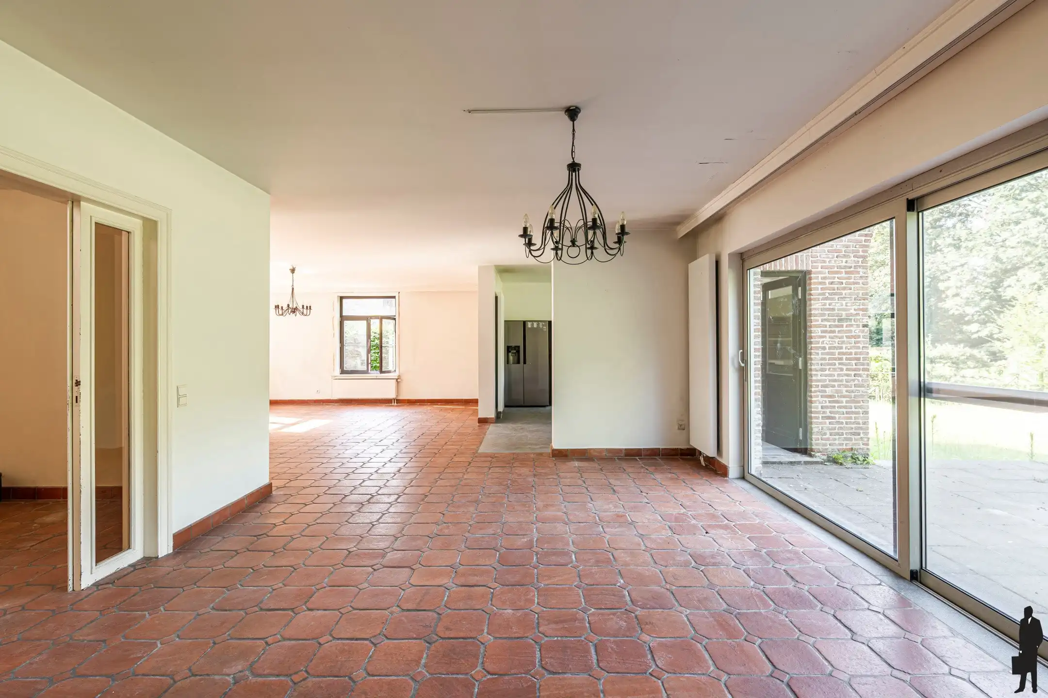 Karaktervolle villa op perceel van ca. 3.017 m² foto 4