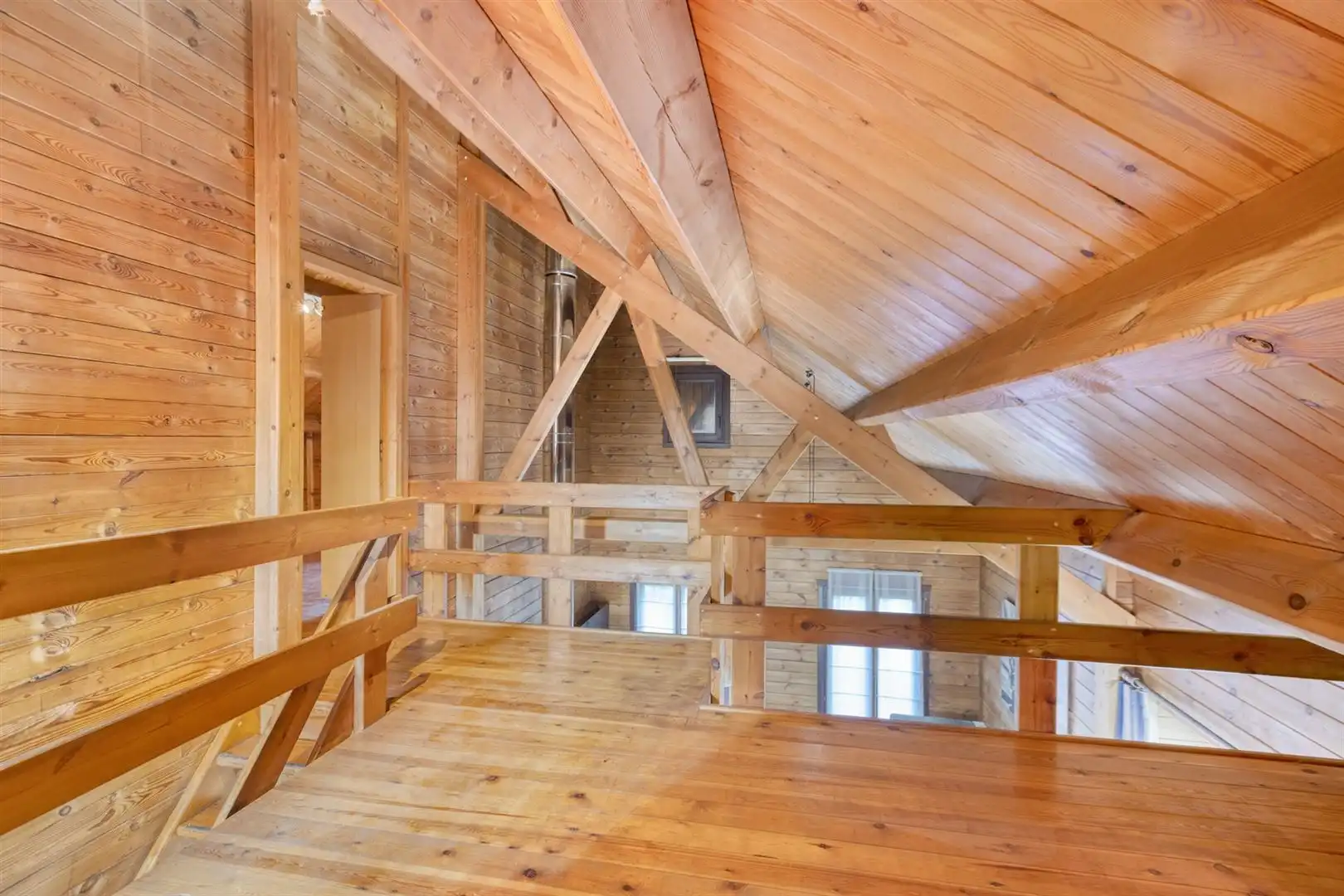 TE KOOP: Woning met magazijn te Heusden-Zolder!  foto 10