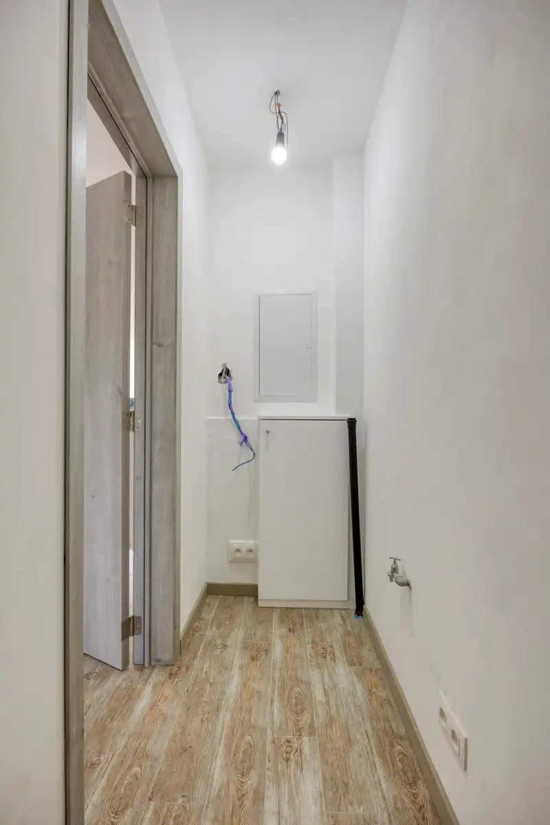 Nieuwbouw triplex met 4 slaap- en badkamers, tuin en parking foto 24