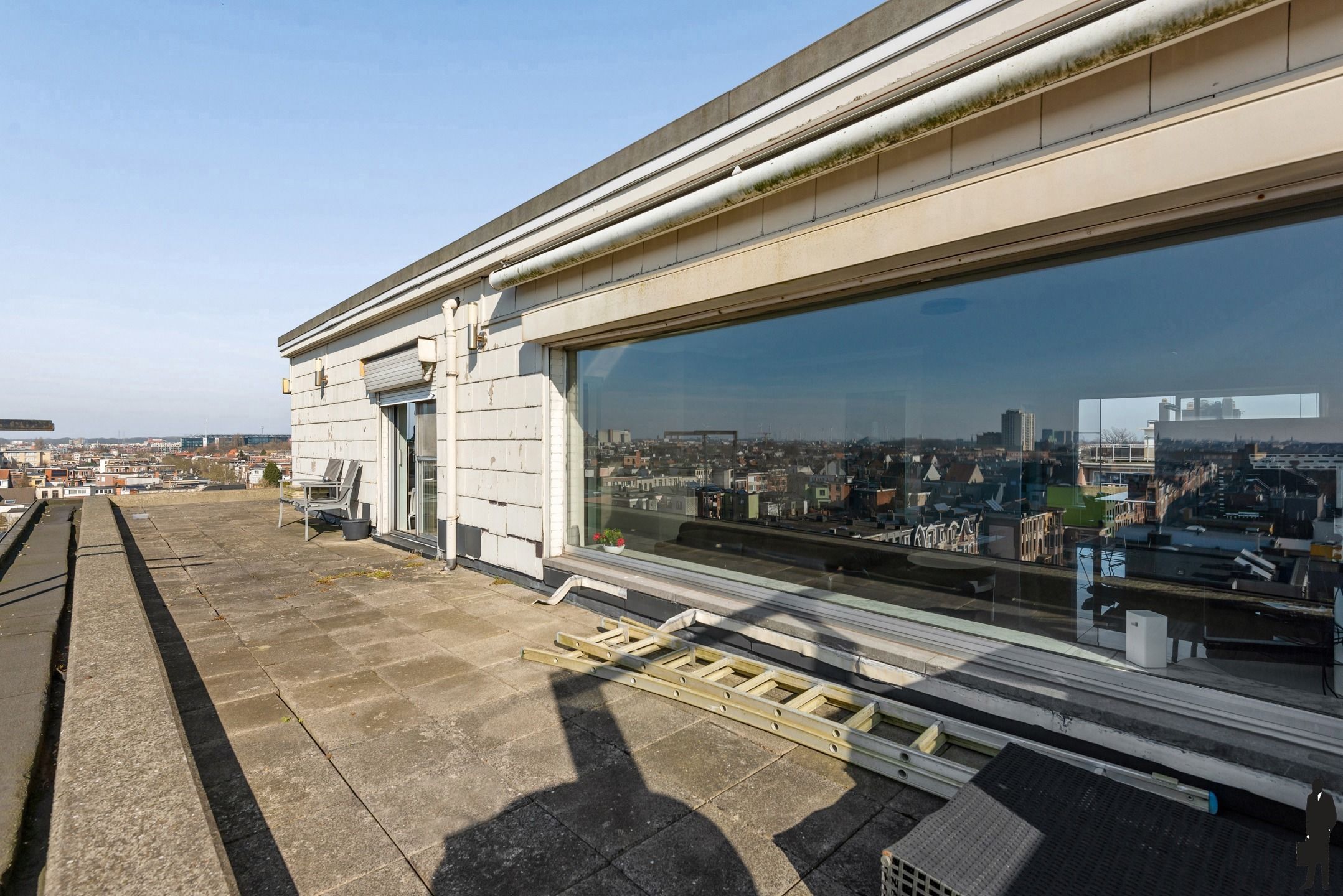 Penthouse met uniek terras foto 19