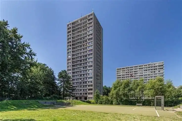 Gemeubeld appartement met 3 slaapkamers (8°verdieping A) foto {{pictureIndex}}