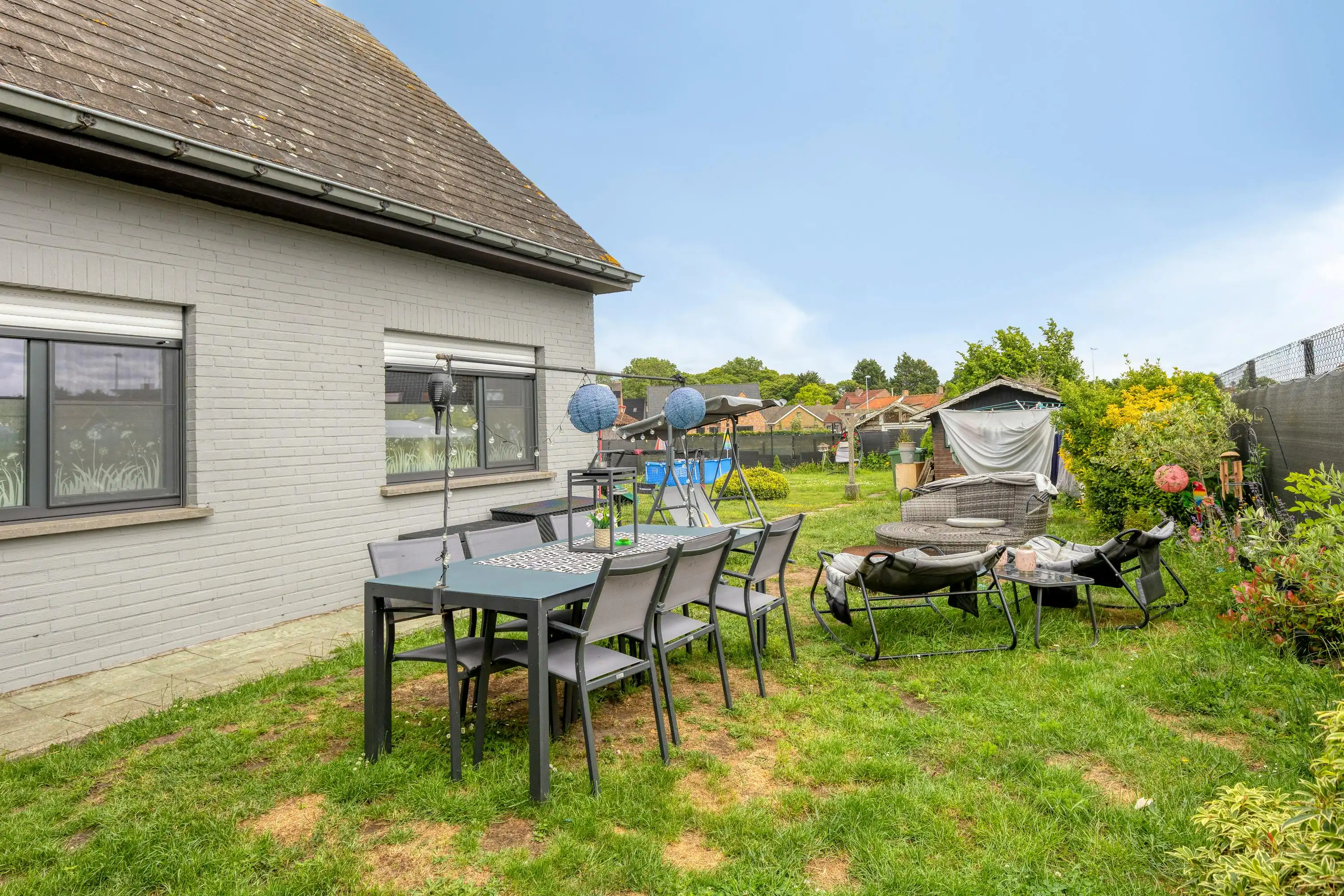 Alleenstaand huis op ruim perceel te koop in Veldegem foto 7