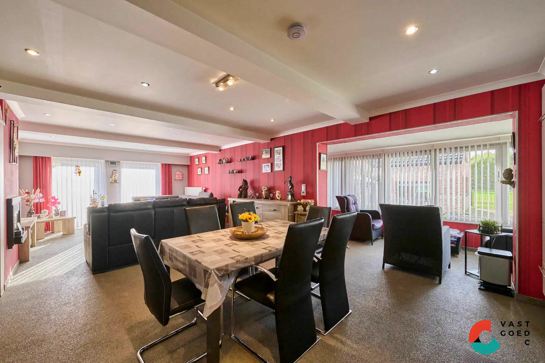 Ruime woning in een rustige gelegen wijk foto 10