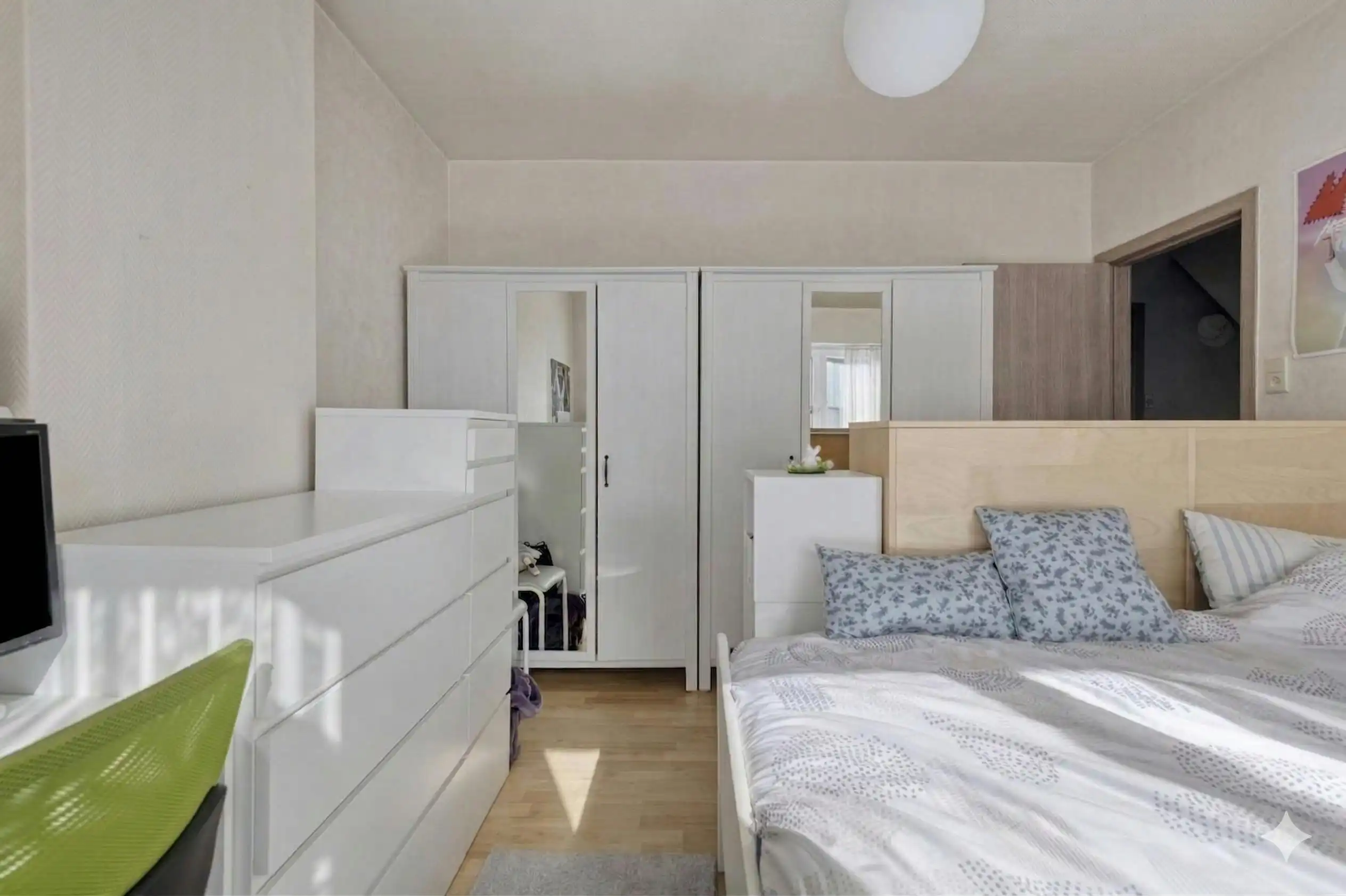 Halfopen huis met 4 kamers te koop op toplocatie in Waregem foto 9