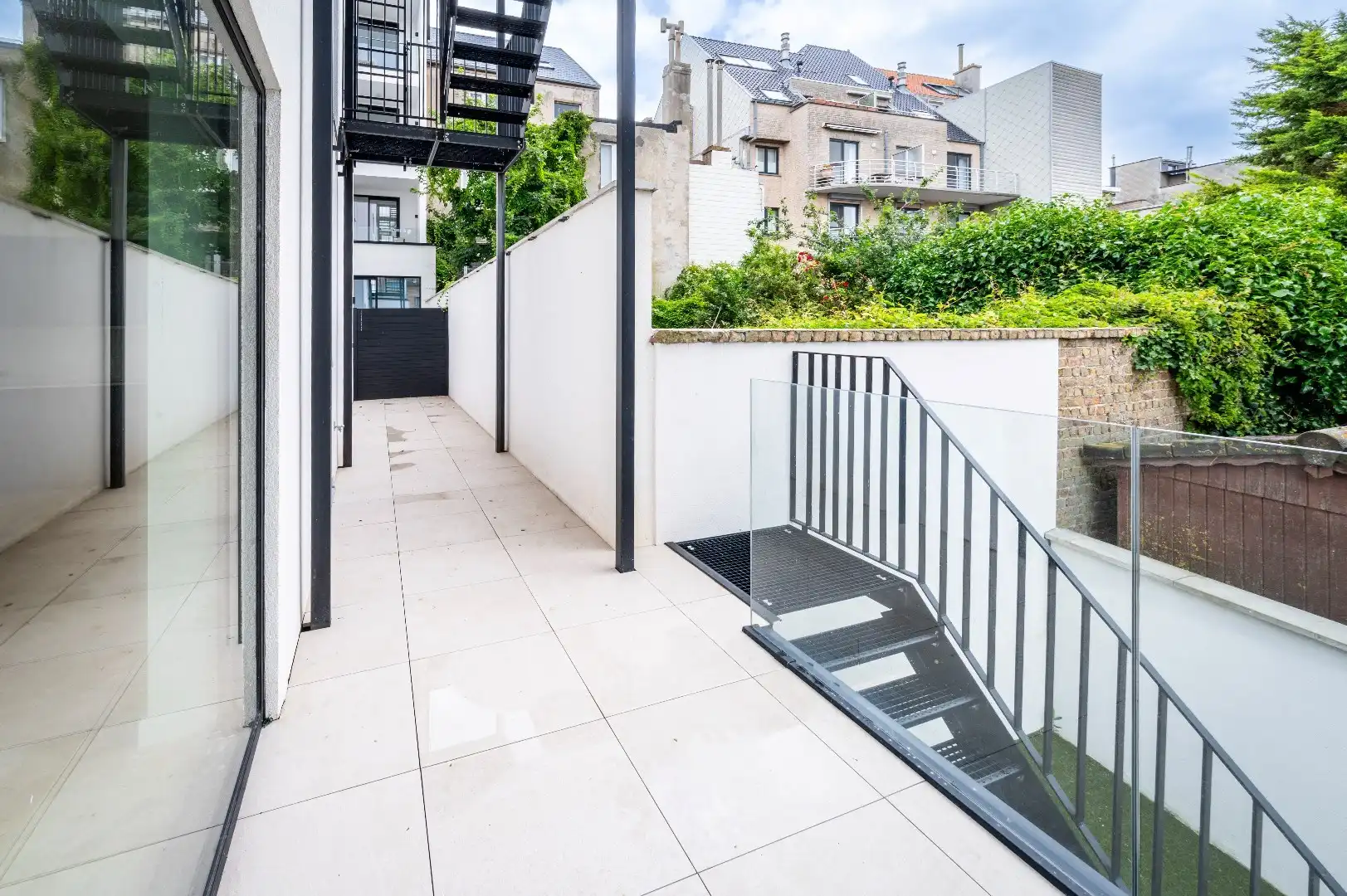 Luxe-appartement met privatief tuintje foto 15