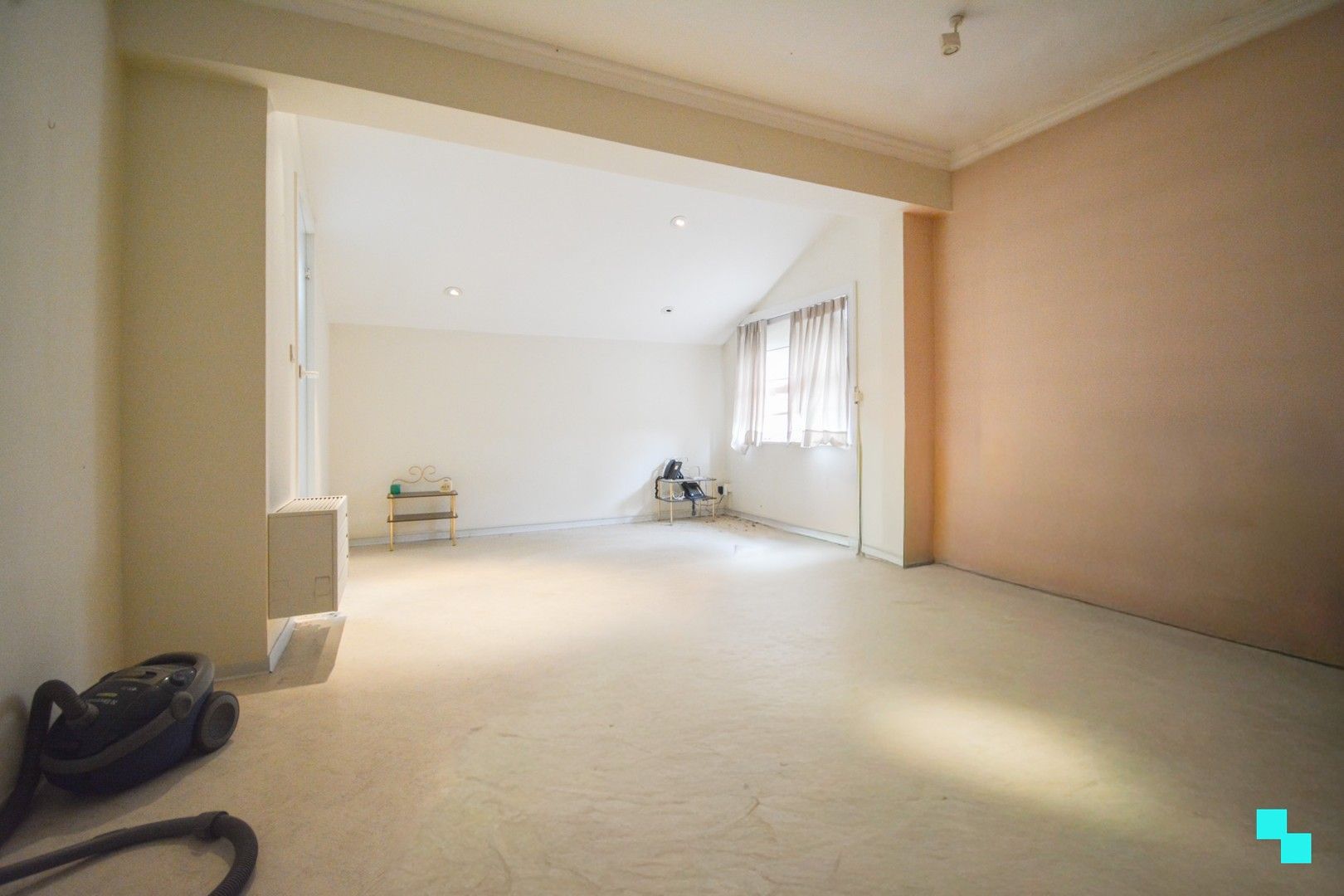 Verrassend ruime HOB met praktijk te Sint-Henricus foto 17