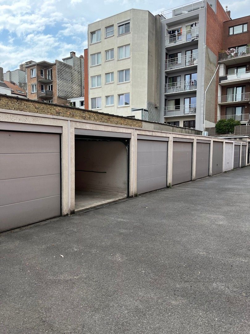 ()=>{if(producerUpdateValueVersion(node),producerAccessed(node),node.value===ERRORED)throw node.error;return node.value} Wellingtonstraat 54 - 8400 Oostende