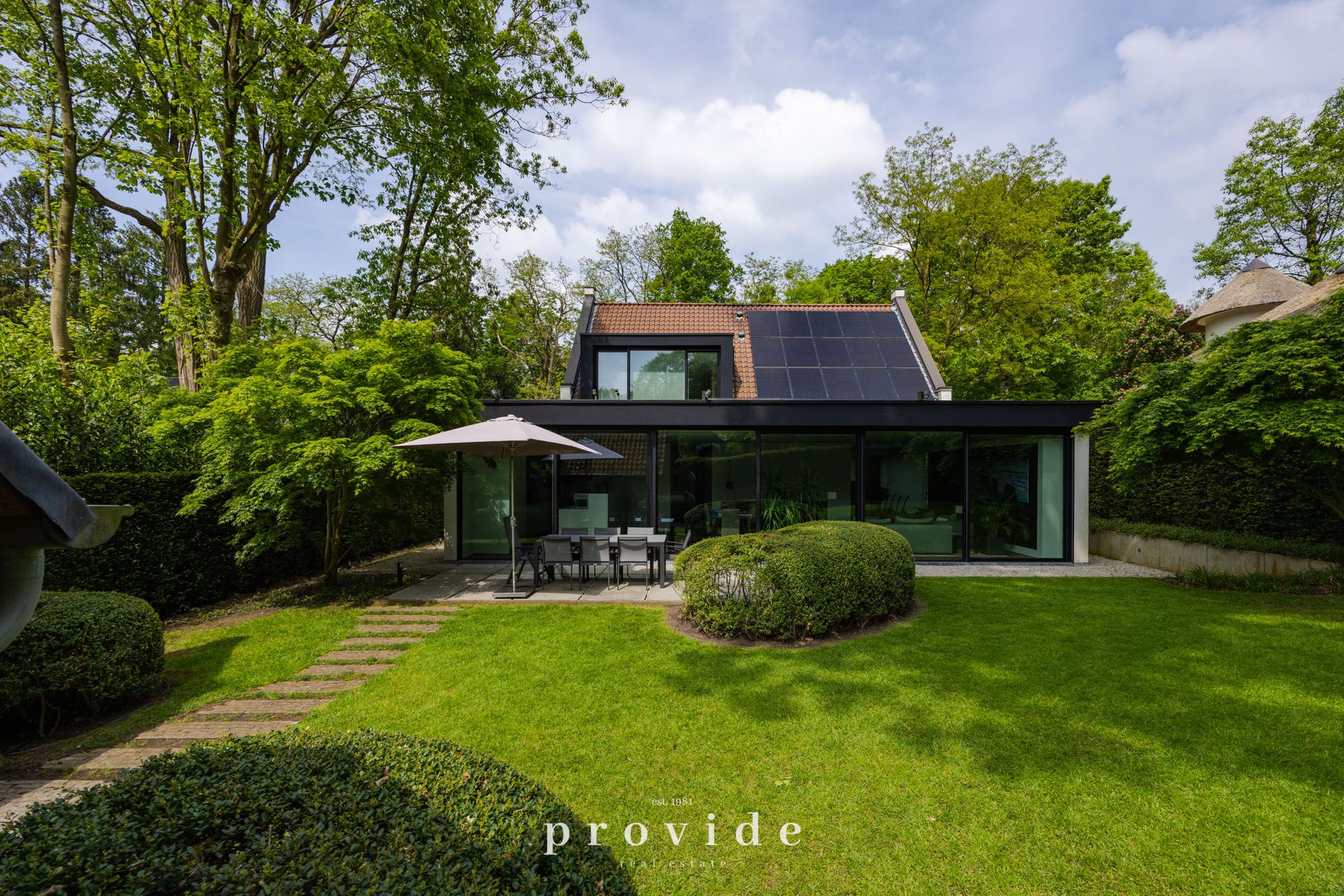 Prachtige, energiezuinige villa foto 14