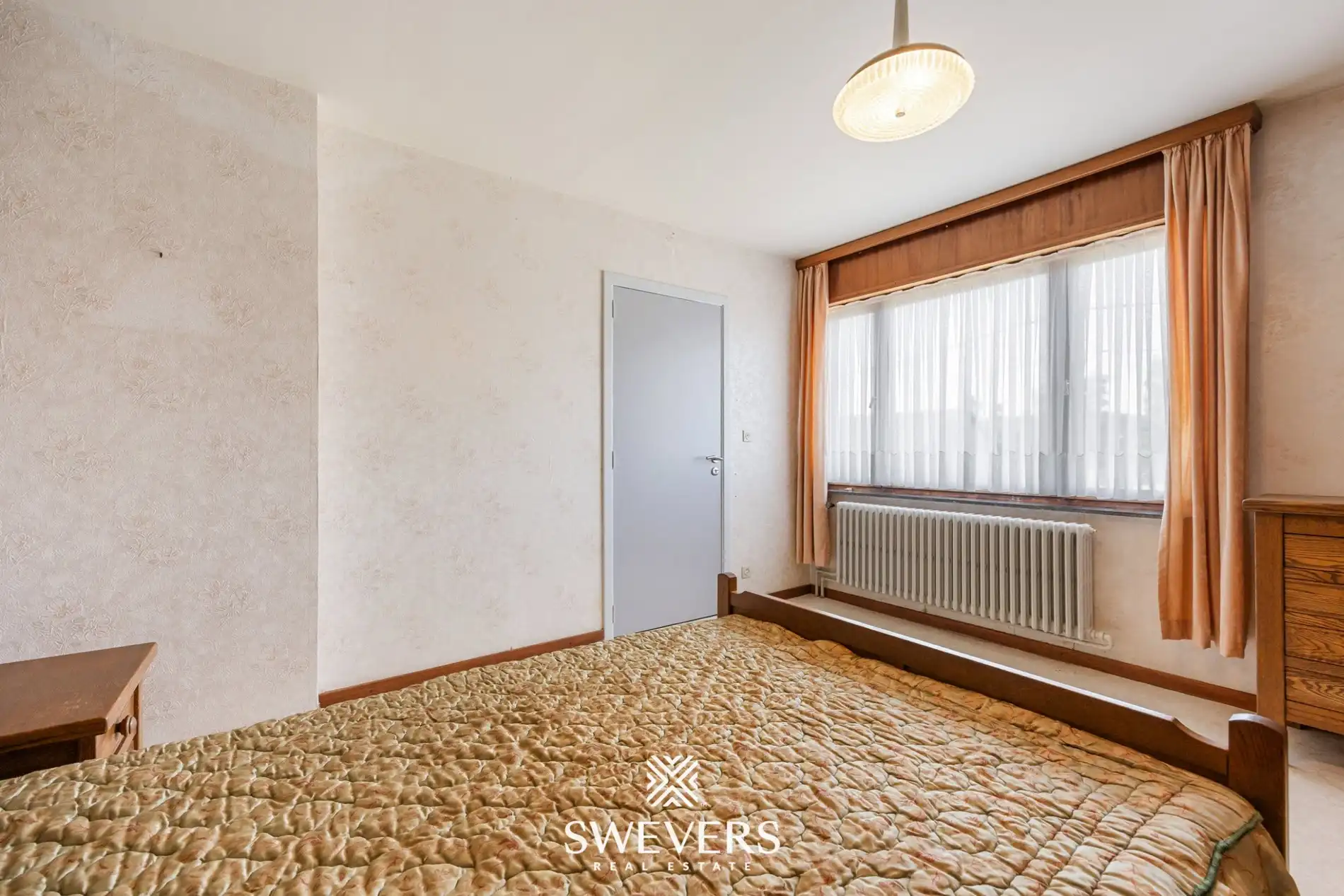 Op te frissen gezinswoning met 4 slaapkamers en veel potentieel foto 18