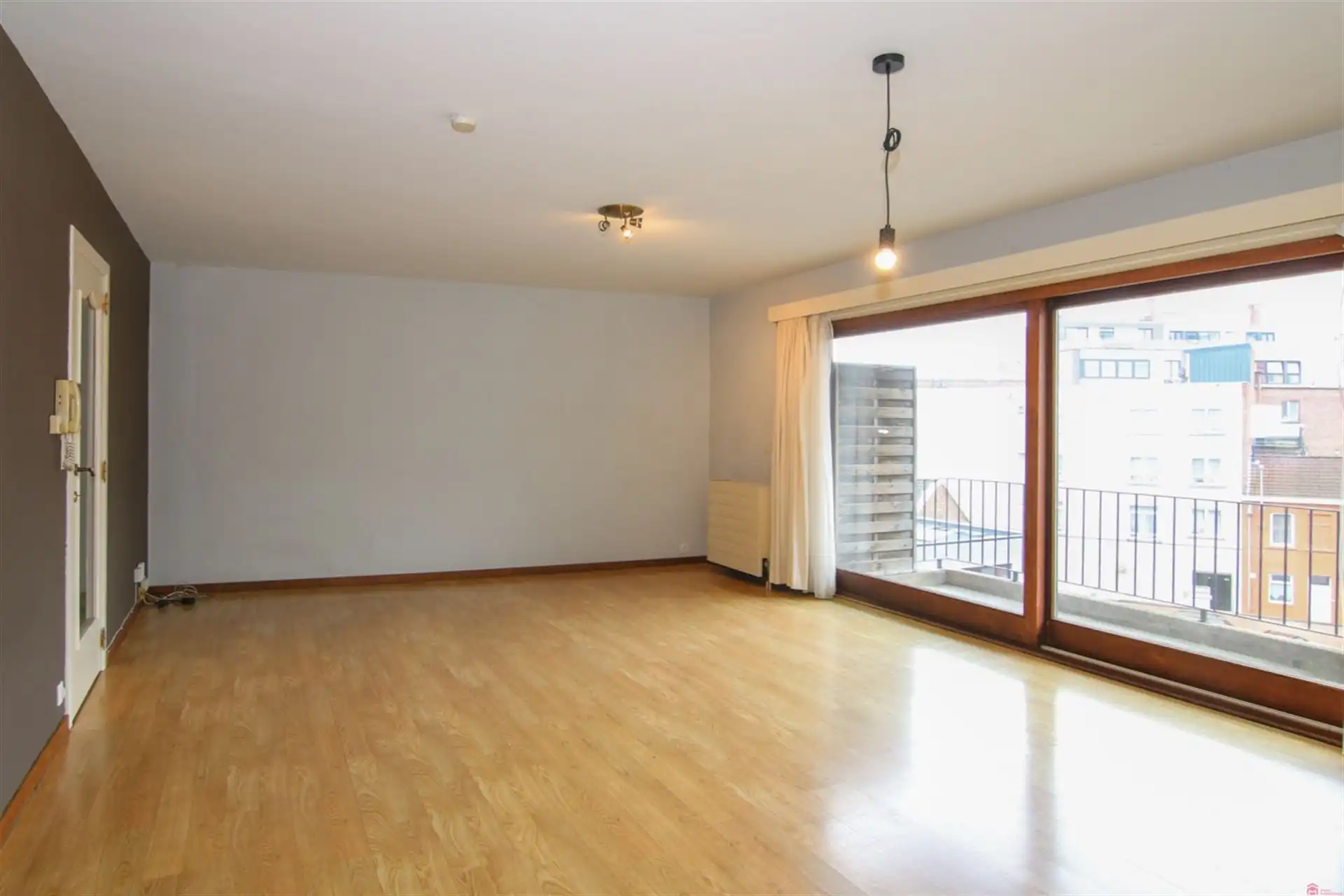 zonnig appartement met terras foto 4