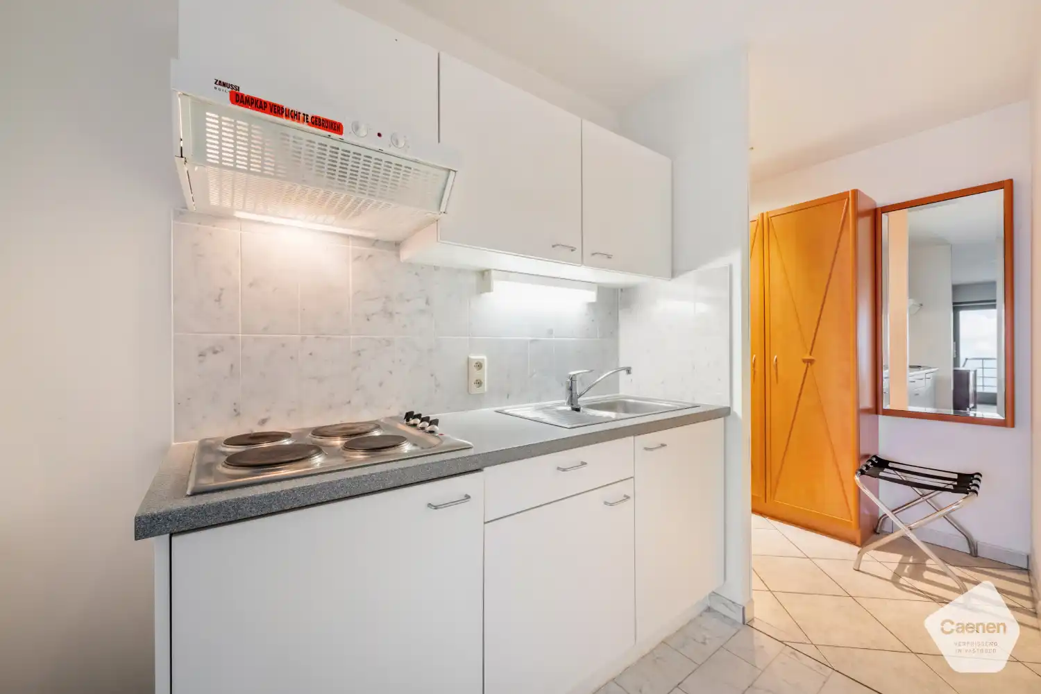 Centraal gelegen één slaapkamer appartement met zicht op zee. foto 7