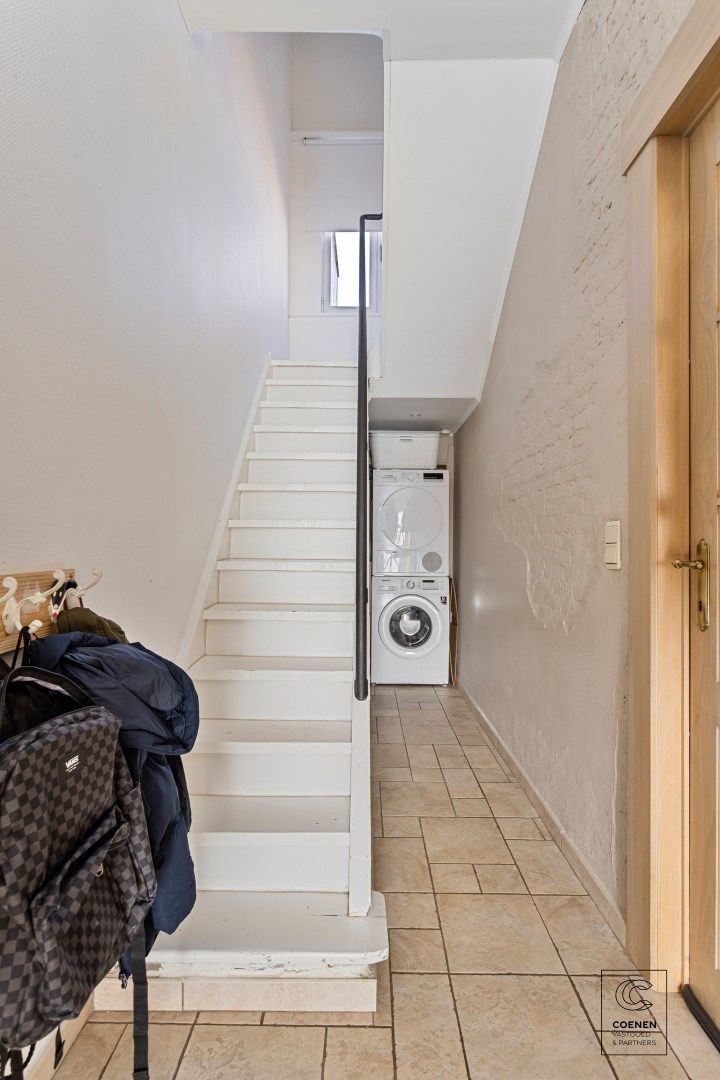 Instapklare woning met 3 slpk's op een toplocatie te Schoten! foto 9