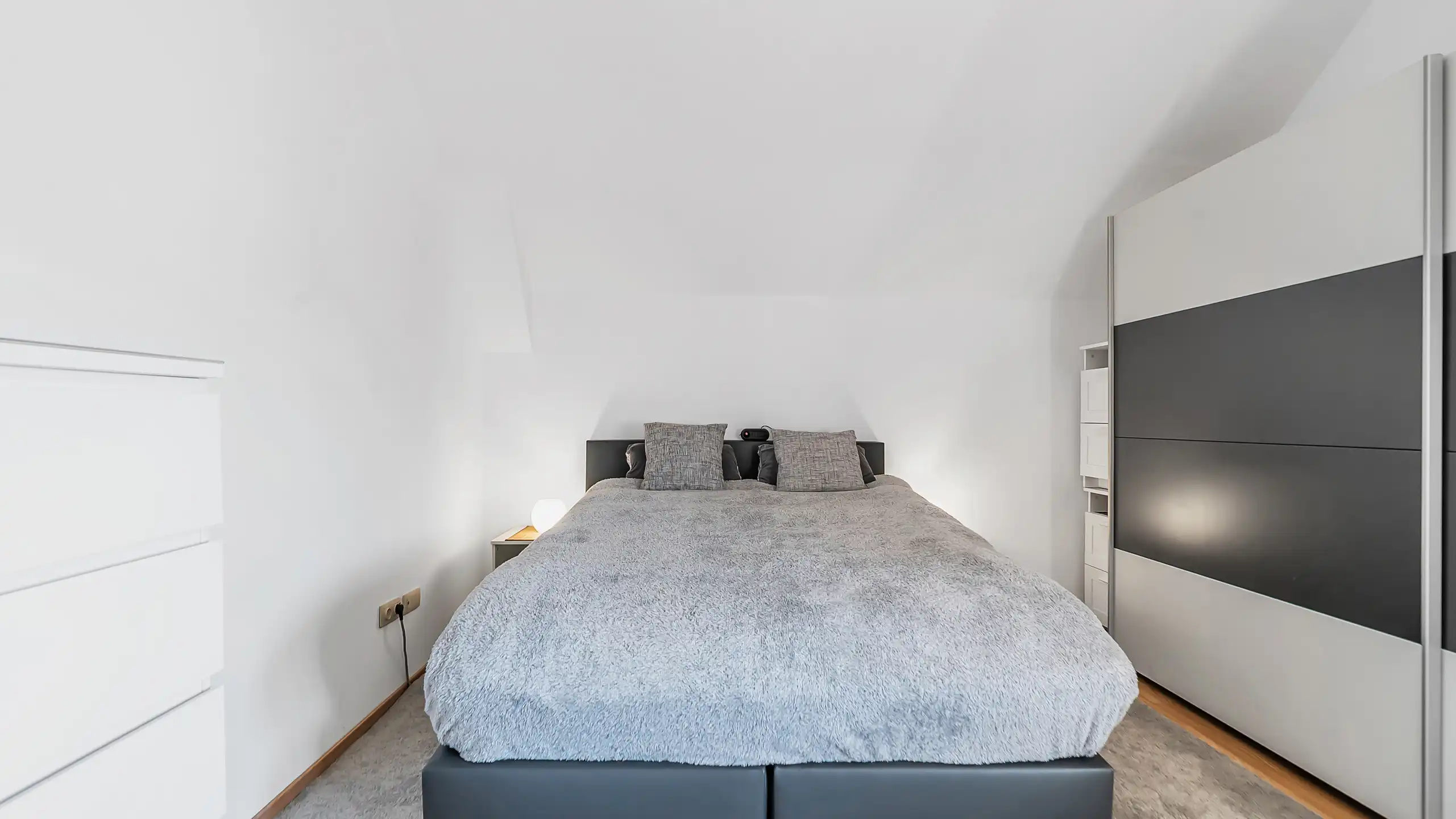 Uniek wonen in loftstijl met veel potentieel op topligging foto 11