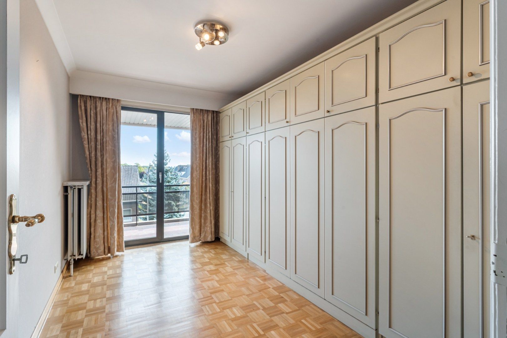 2 slpk appartement, 126 m², terras, autostaanplaats, kelderberging foto 14
