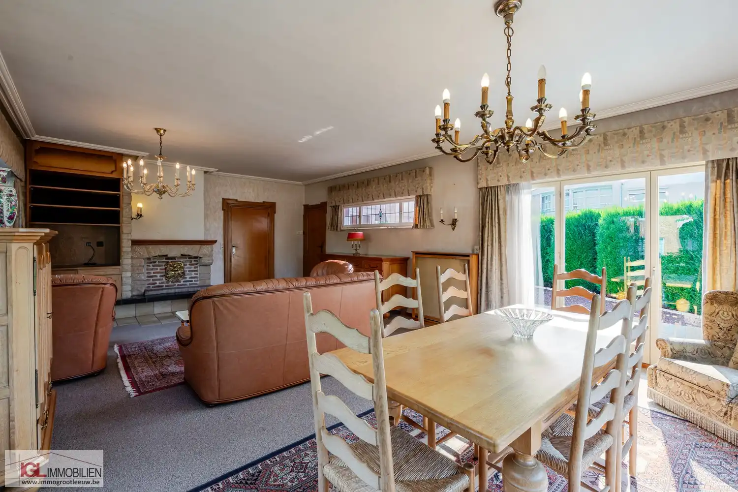 Villa te koop in hartje Sint-Pieters-Leeuw foto 5