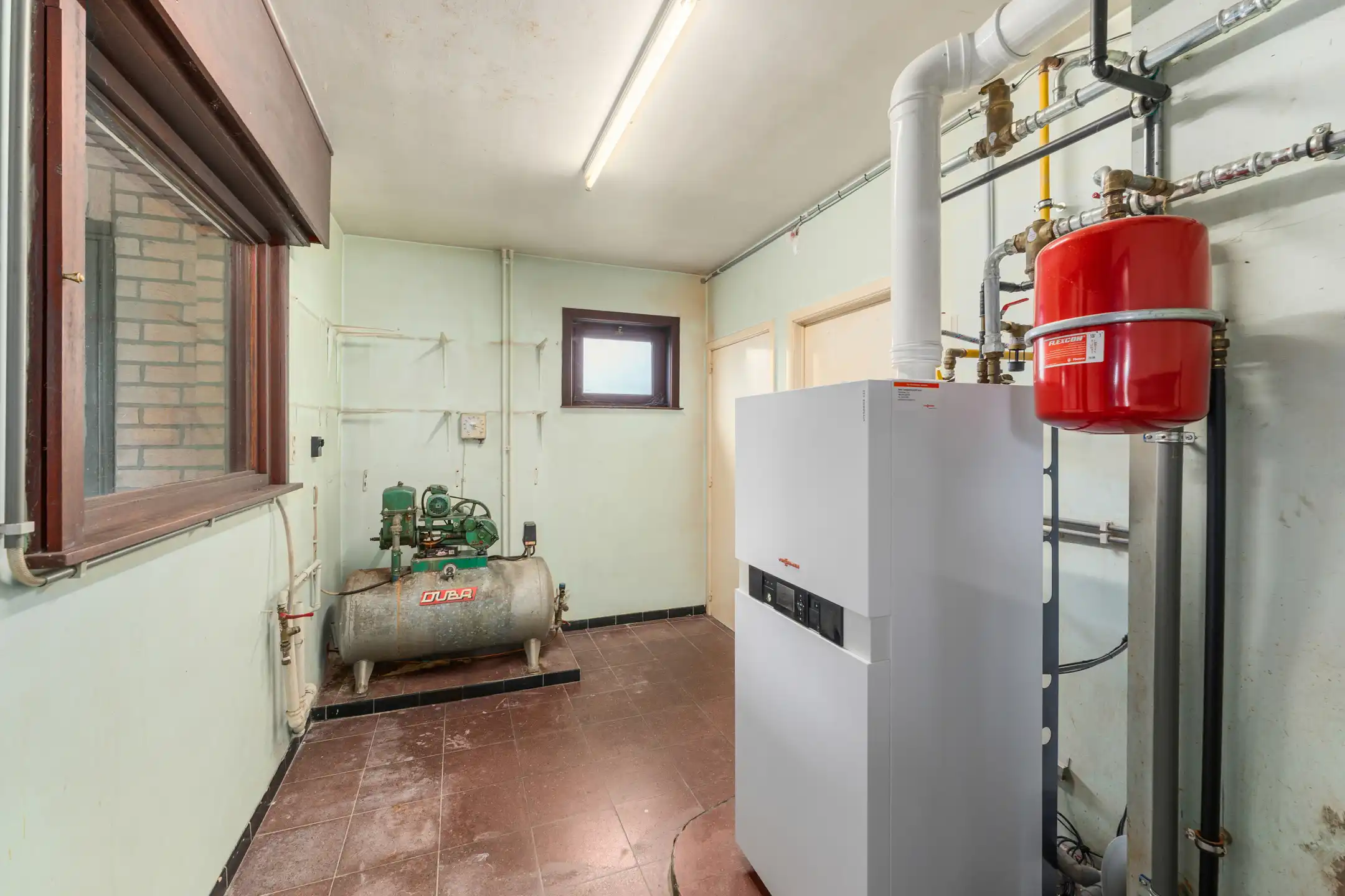 Ruime renovatiewoning met tuin in Dudzele foto 11