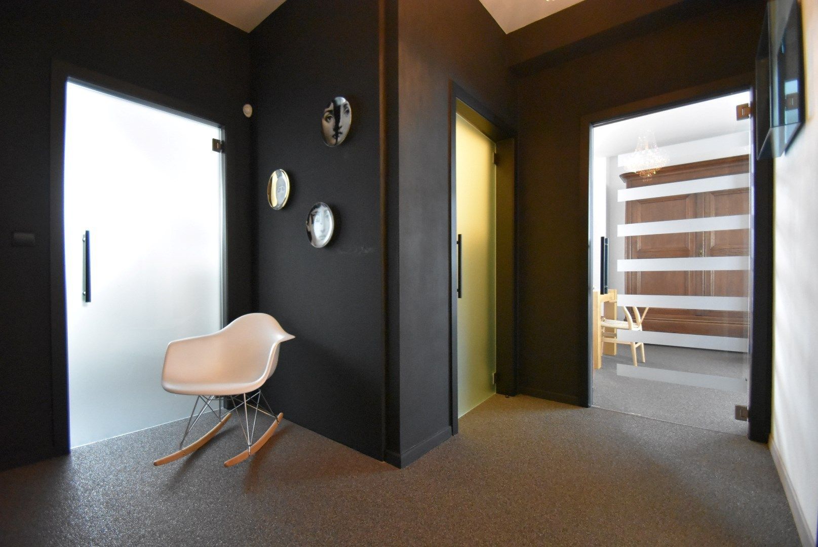 Knap gelijkvloersappartement met ruim terras en carport  foto 5