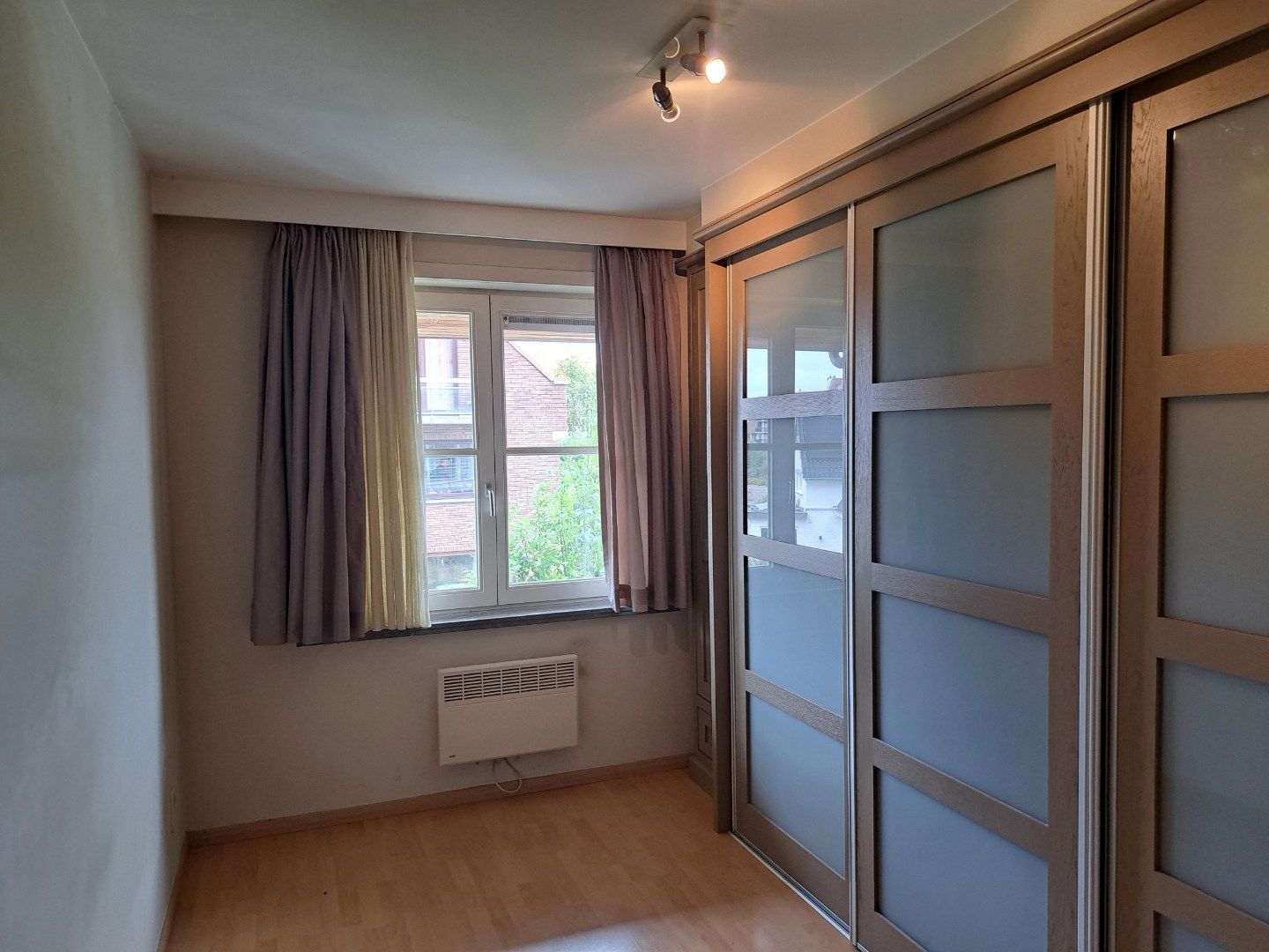 RUIM VERZORGD  HOEKAPPARTEMENT IN VILLA RESIDENTIE OP WANDELAFSTAND VAN HET STRAND  foto 15