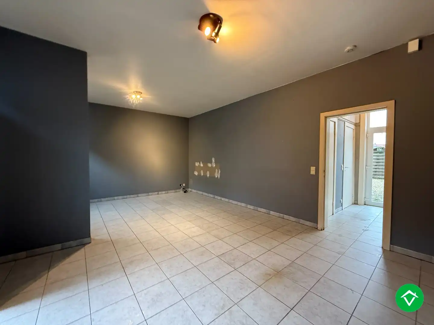 Halfopen bebouwing met 4 slaapkamers en terrastuin te Dadizele foto 2