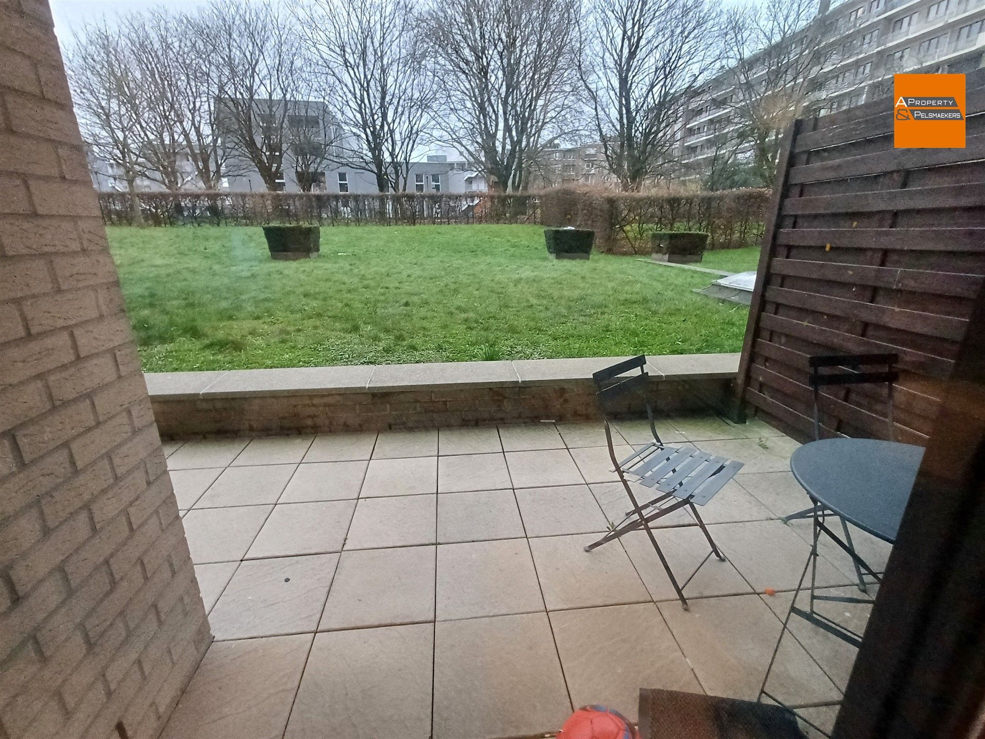  Appartement op het gelijkvloers met terras foto 11