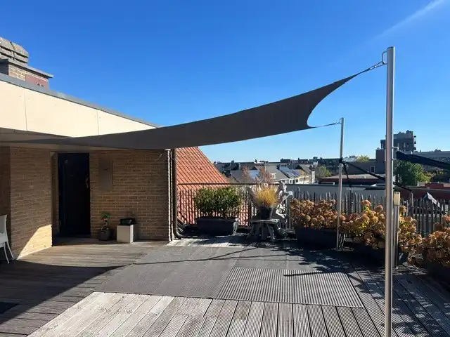 Stijlvolle penthouse te huur aan de Norbertinessenlaan in Neerpelt - Geniet van moderne luxe met 2 slaapkamers en parkeerplaats! foto 16