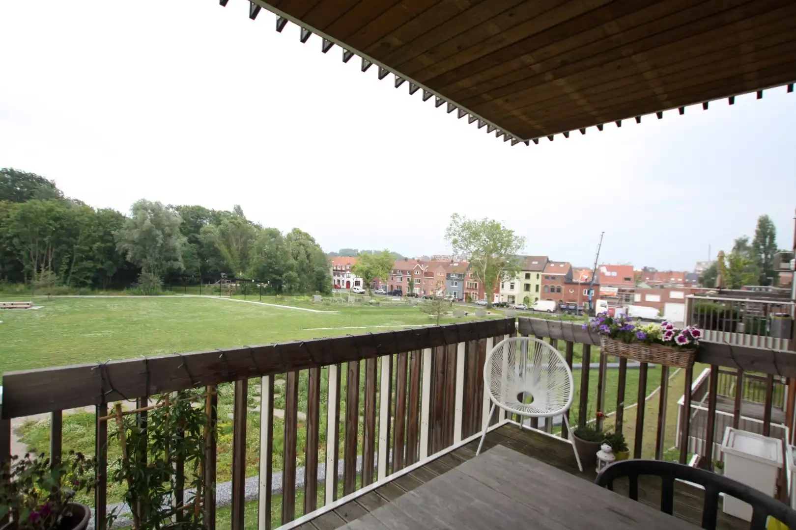 Appartement met prachtig zicht op het park  foto 3