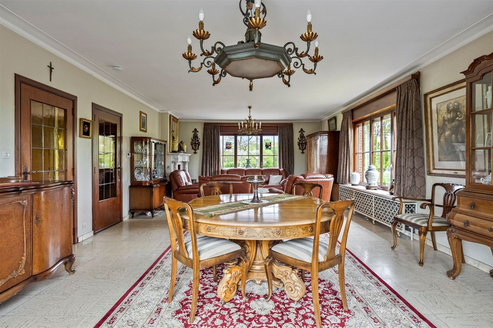 Ruime villa te koop in oase van rust foto 9