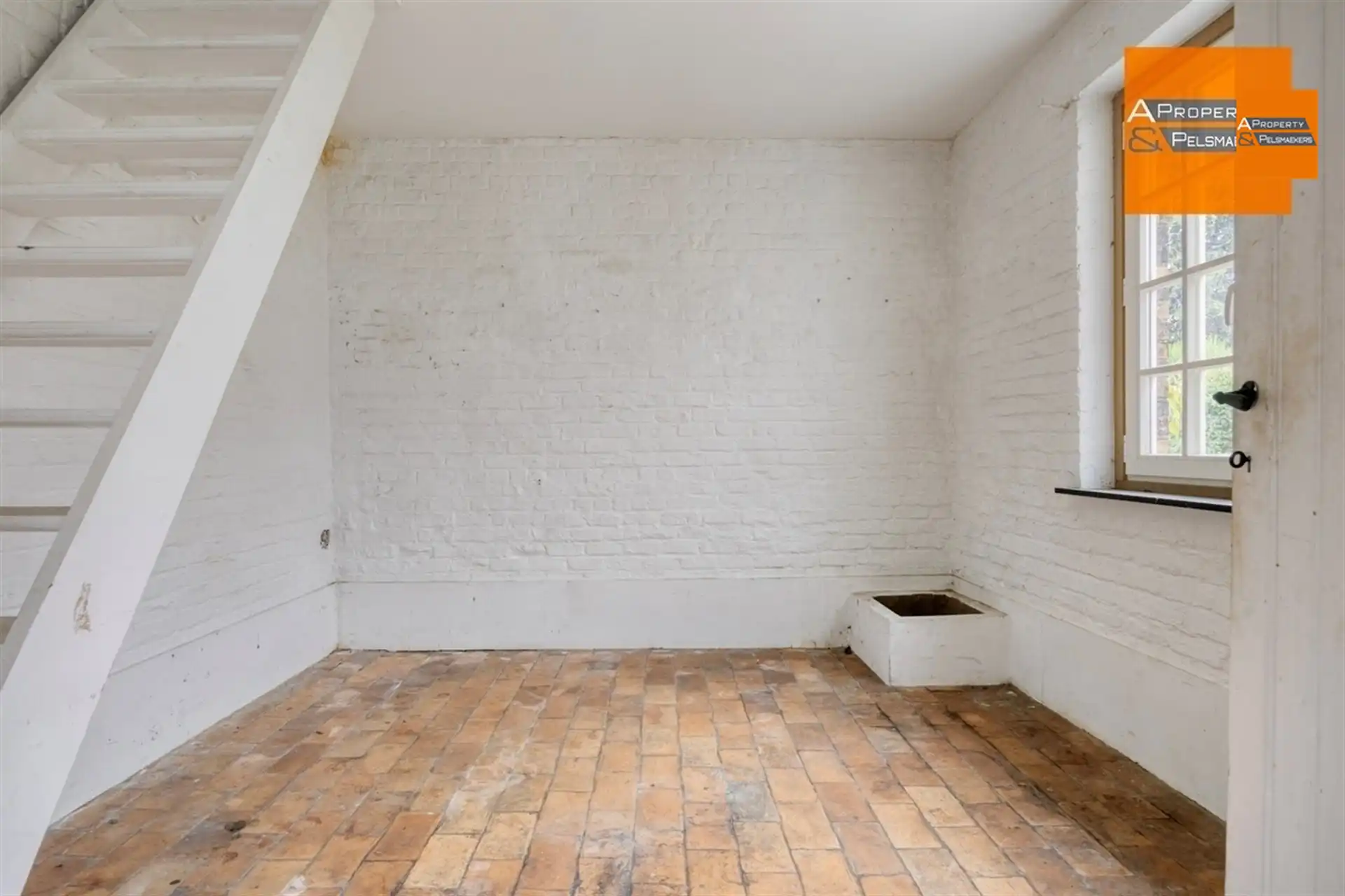 Ruim herenhuis met behoud van veel authentieke elementen  foto 24