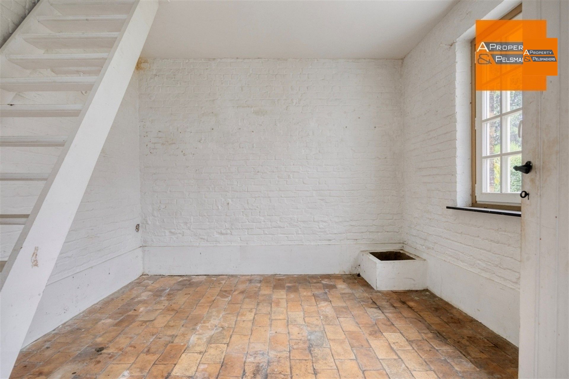 Ruim herenhuis met behoud van veel authentieke elementen  foto 24