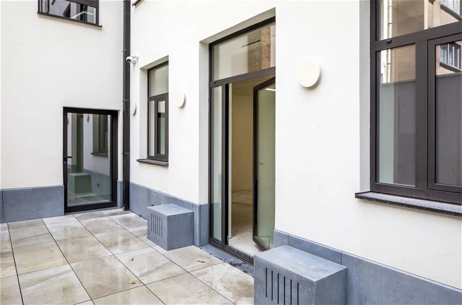 LUCIA: kantoren te huur 132m² foto 18