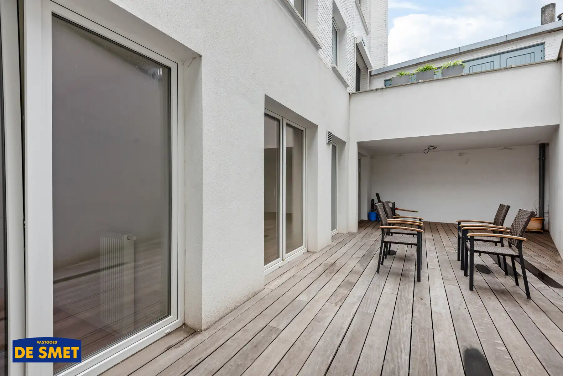 Recent appartement met lift en ruim terras pal in centrum foto 4