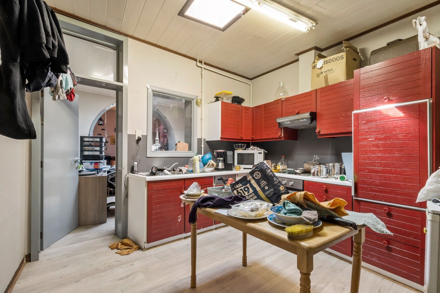 Op te knappen 2 slaapkamer woning op centrale locatie foto 11