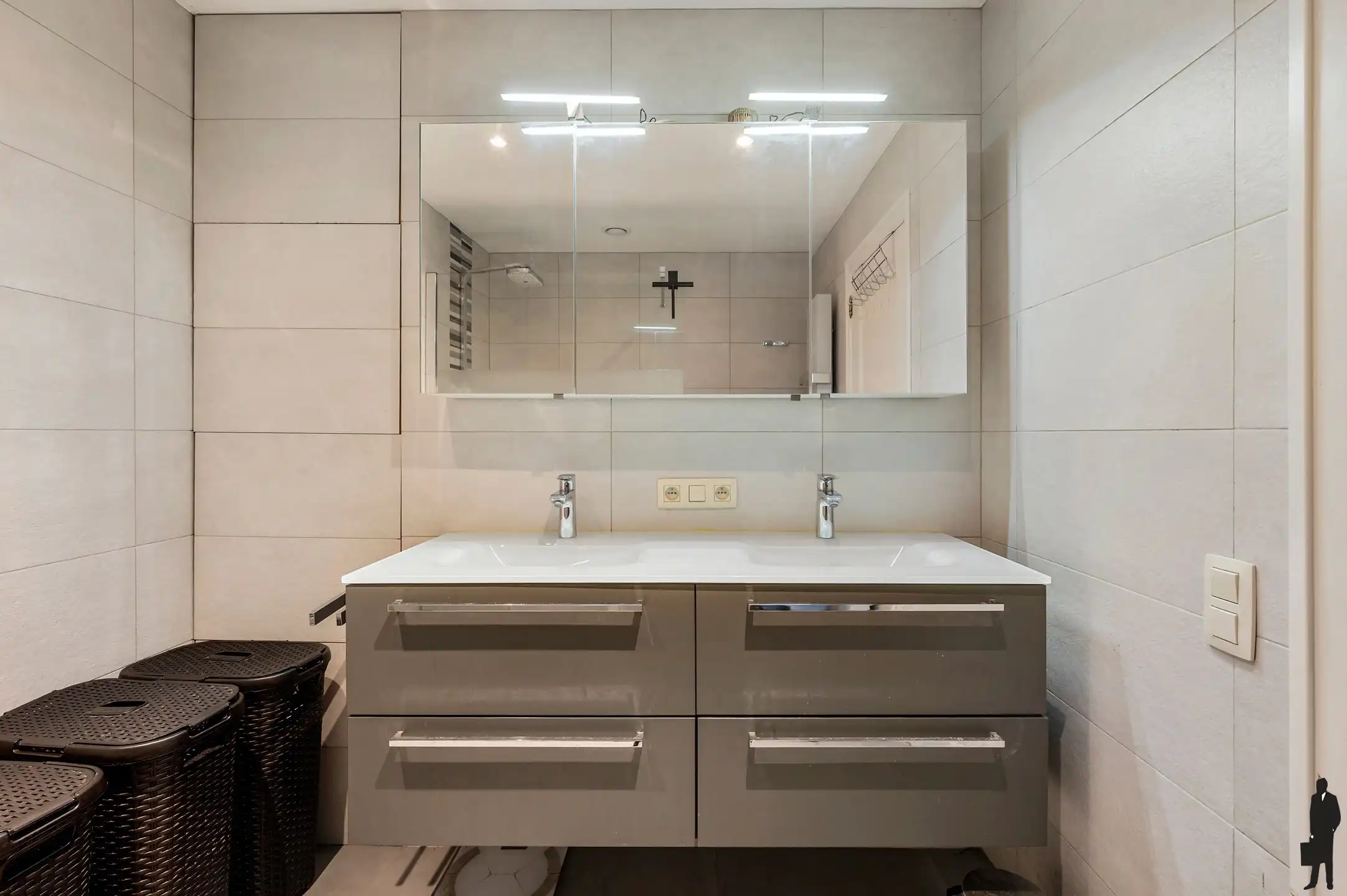 Ruim 3 slaapkamer appartement (111 m²) te Tisselt. foto 10