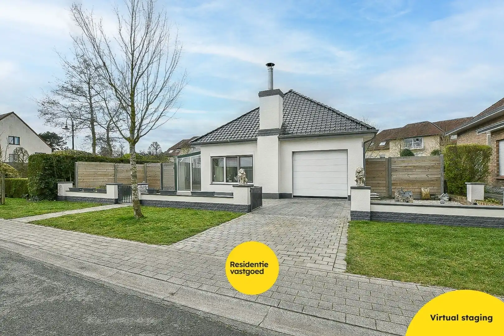 Instapklare en volledig gerenoveerde bungalow met 3 slaapkamers, tuin en garage vlak bij bos en centrum van De Haan foto 2