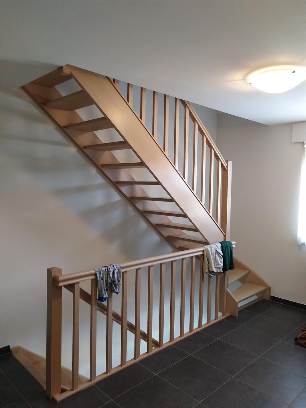 recente 3-gevelwoning met tuin foto 10
