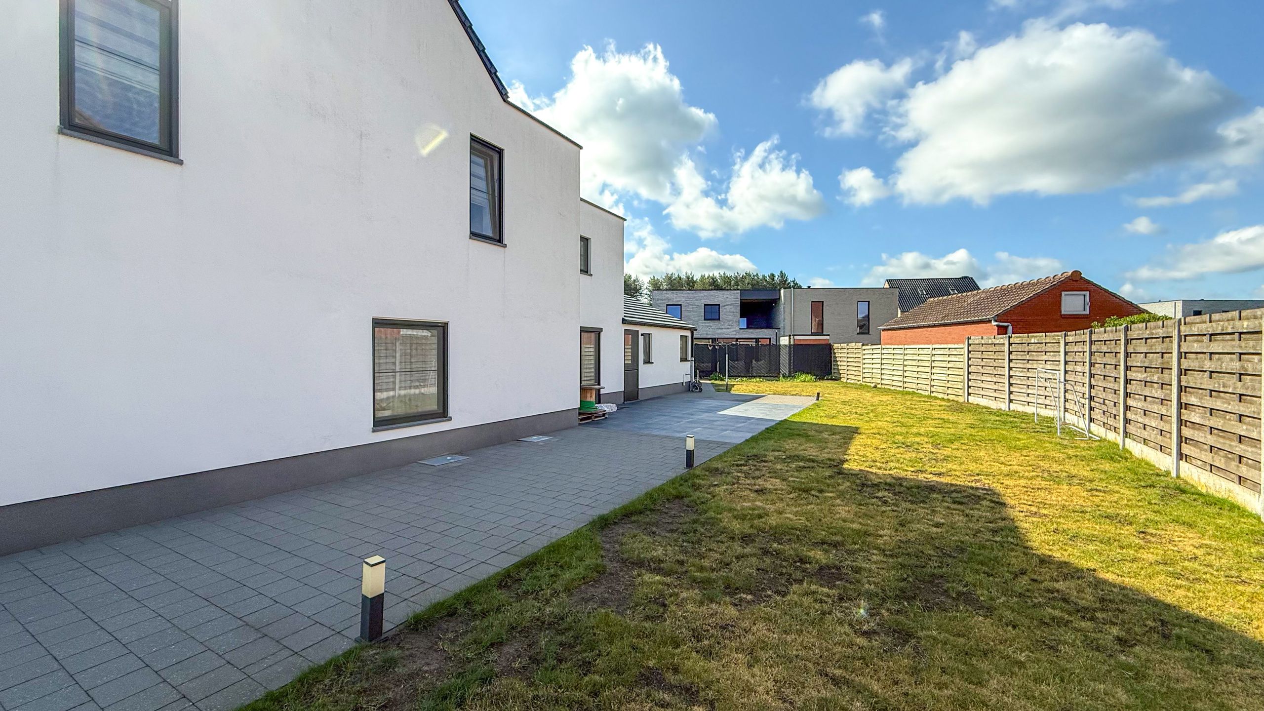 Instapklare, volledig vernieuwde woning met tuin in Beringen foto 23