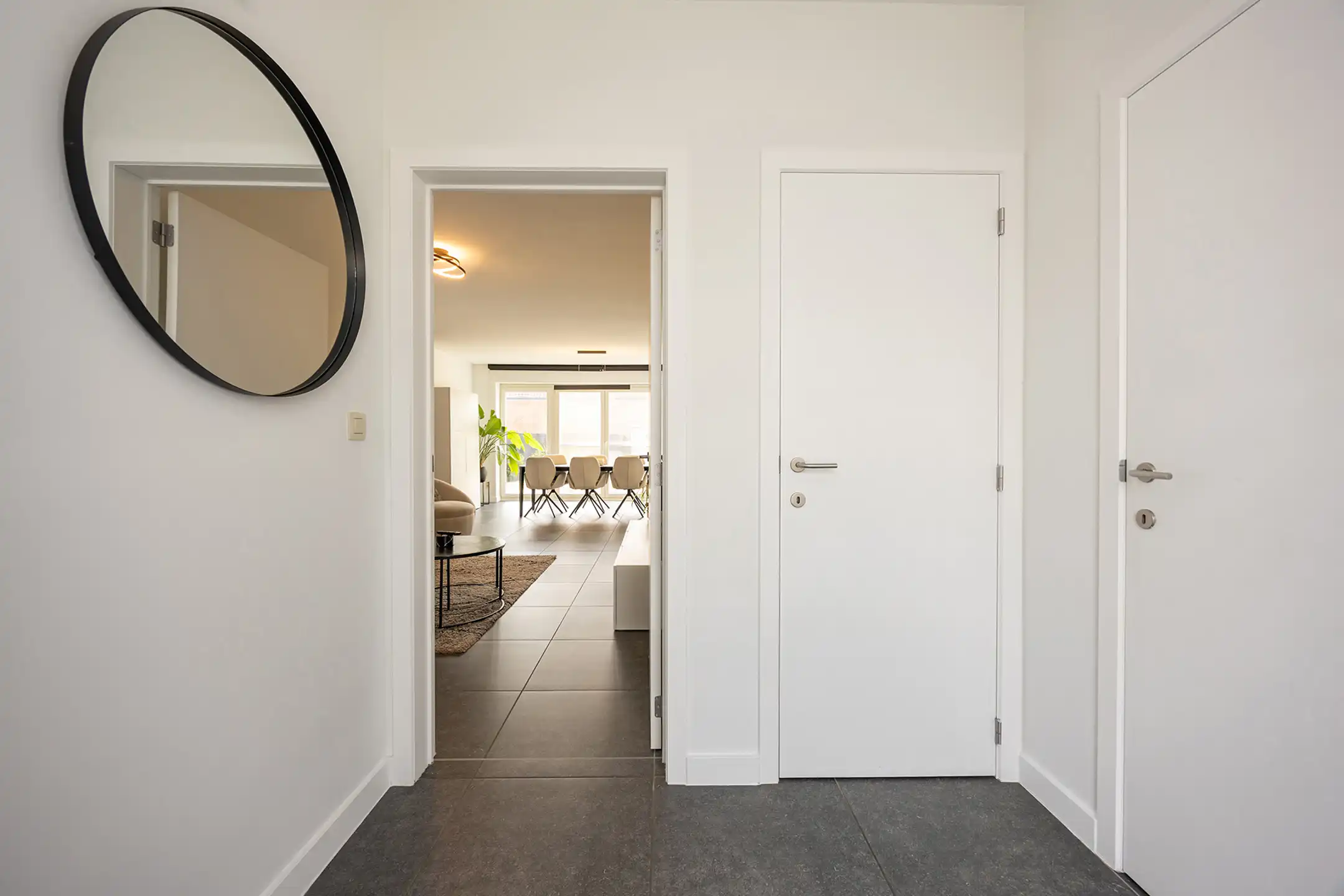 Recente gezinswoning (2020) met tuin en garage te Vosselaar! foto 4