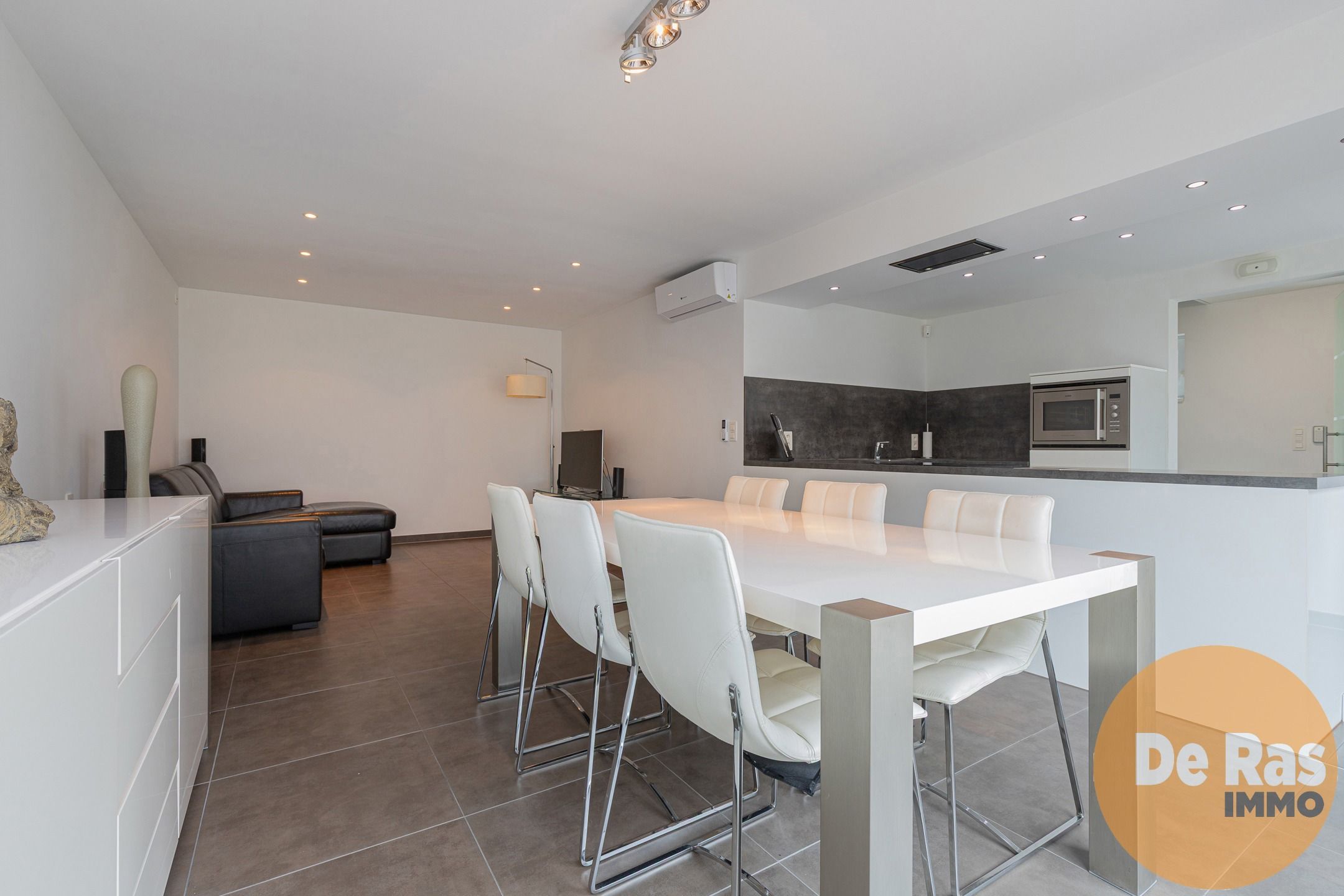 WETTEREN-Recente woning met 3 kamers in rustige verkaveling  foto 4