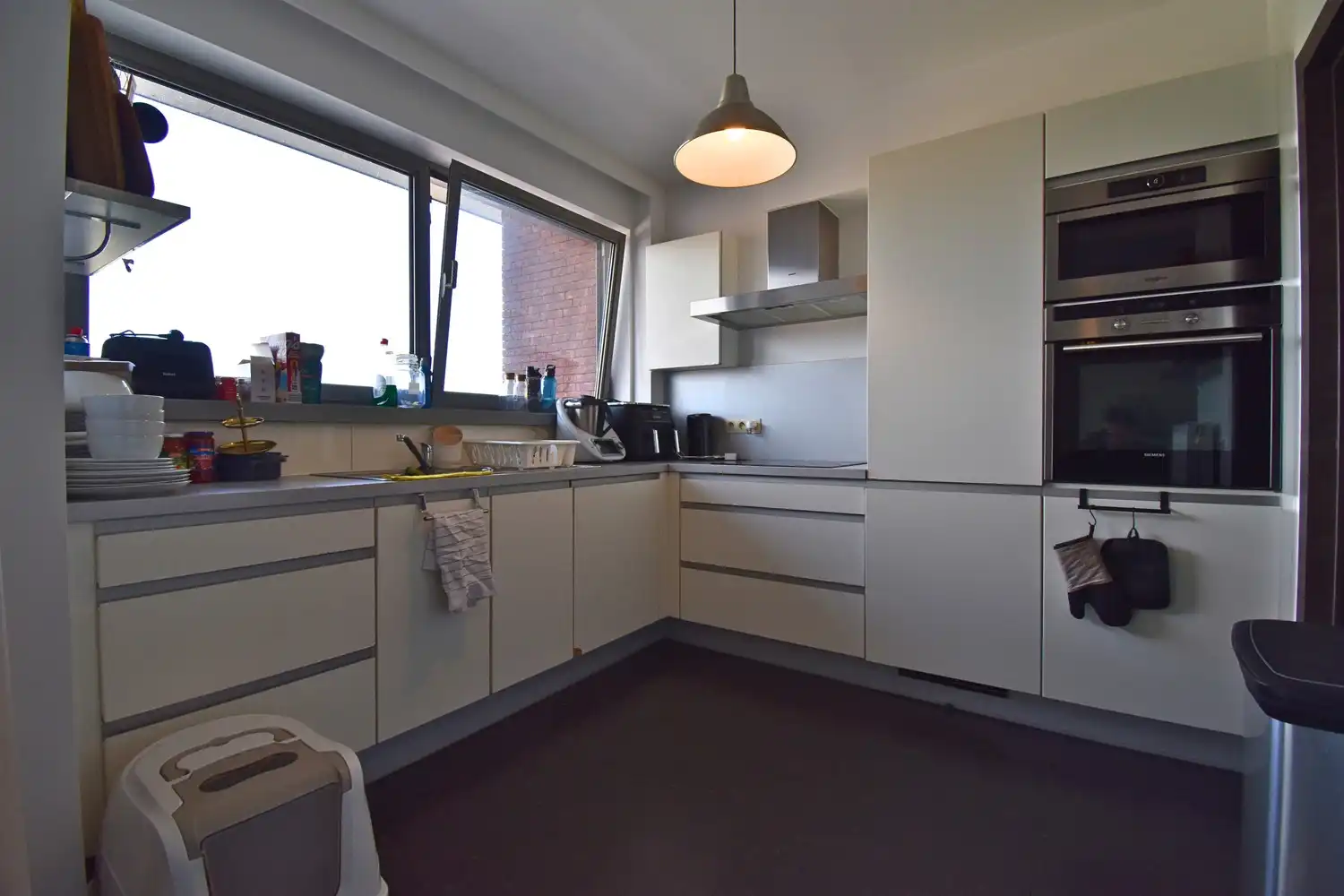 Modern appartement met 2 slaapkamers en garage foto 4