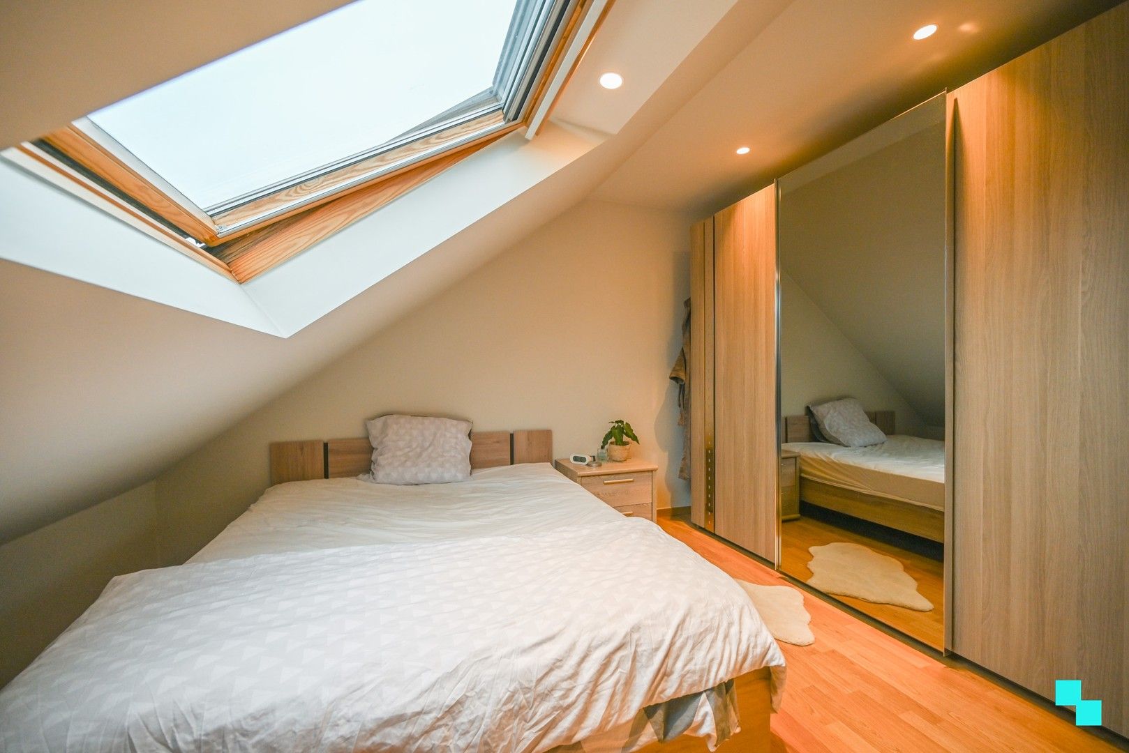 Charmante en energiezuinige woning in Wielsbeke! foto 16