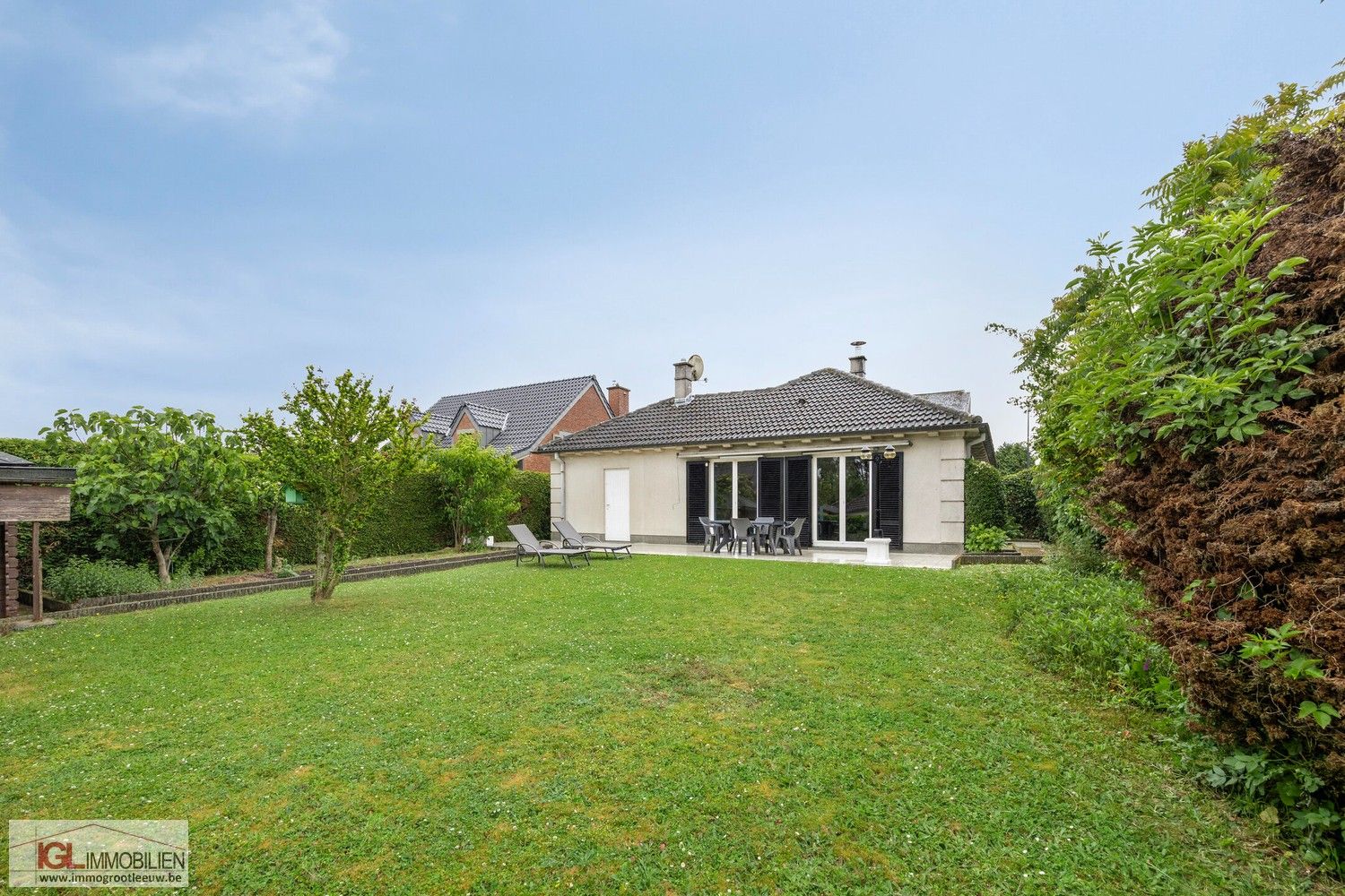 Knap onderhouden bungalow met tuin en garage in Sint-Pieters-Leeuw foto 23