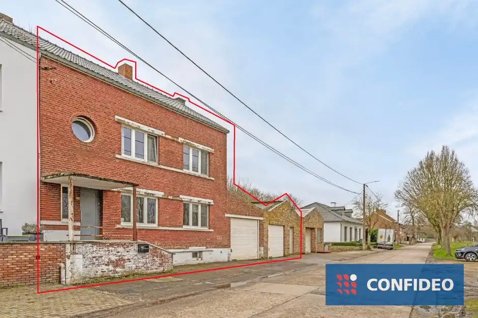 Hoofdfoto van de publicatie: Te renoveren woning voor gemengd gebruik in landelijke omgeving