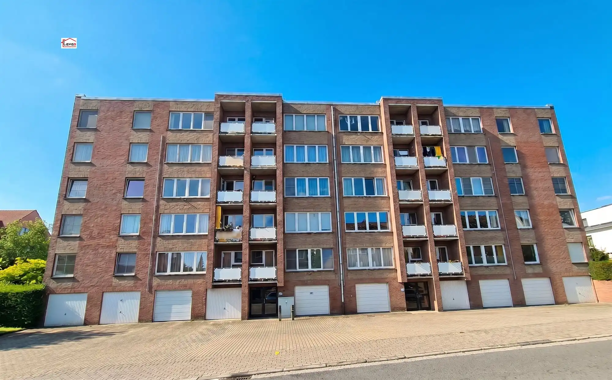 Appartement foto {{pictureIndex}}