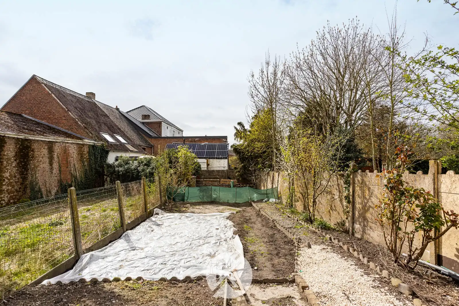 Veelzijdige woning op het dorpsplein foto 25