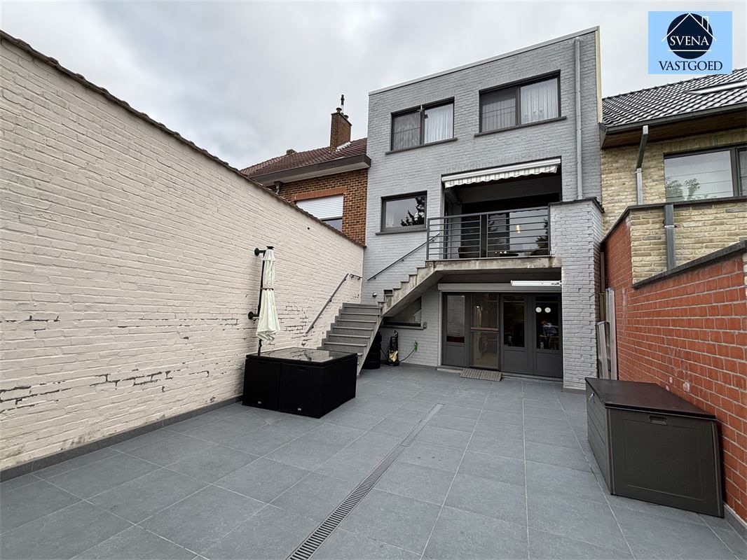 RUIME BEL-ETAGEWONING MET 3 SLAAPKAMERS EN TUIN foto 10