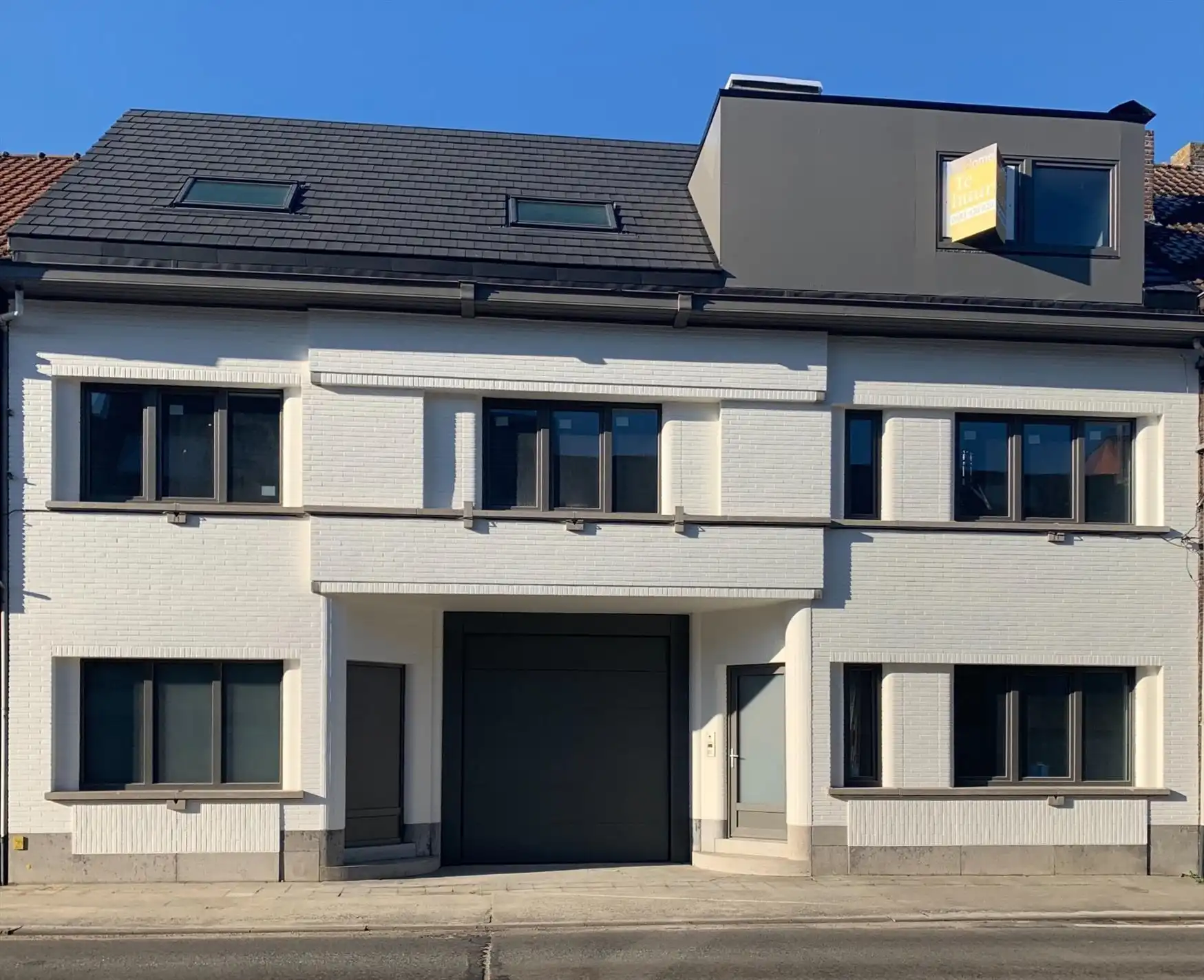 TE HUUR - Modern appartement 2 SLPK nabij het centrum van Merchtem foto 2