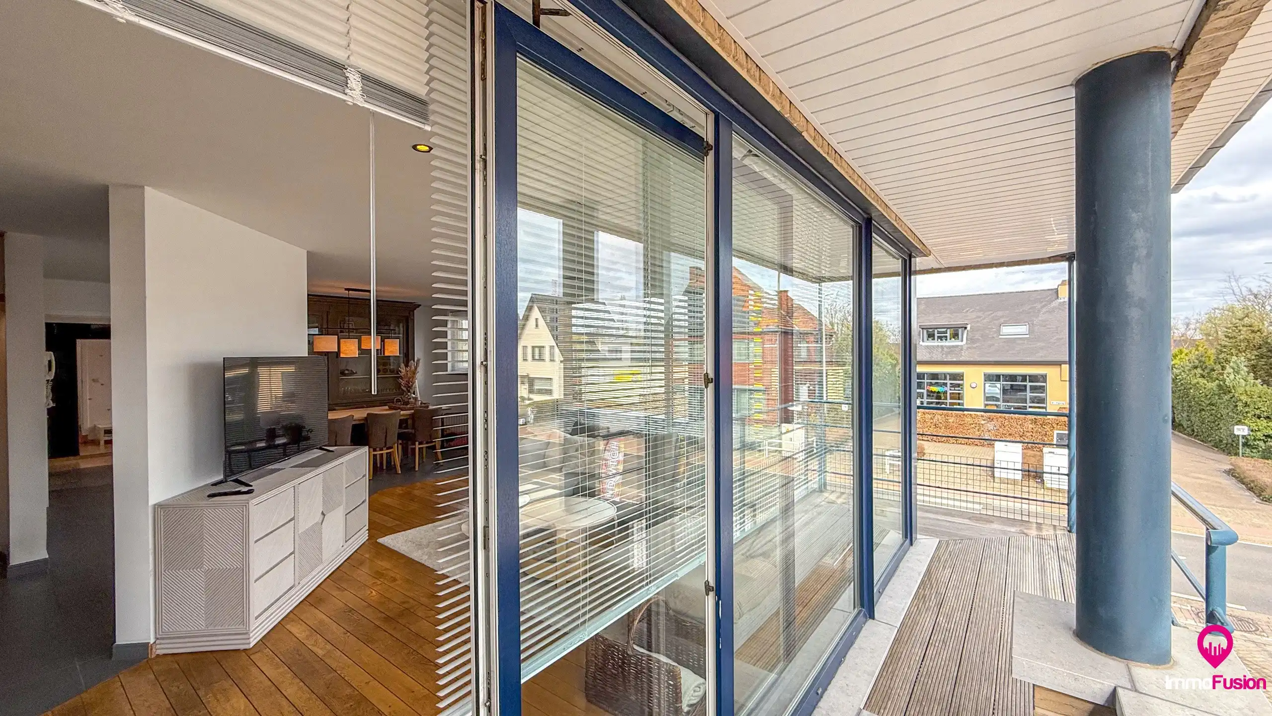 Ruim appartement met 4 slaapkamers en parking in Tuilt! foto 16