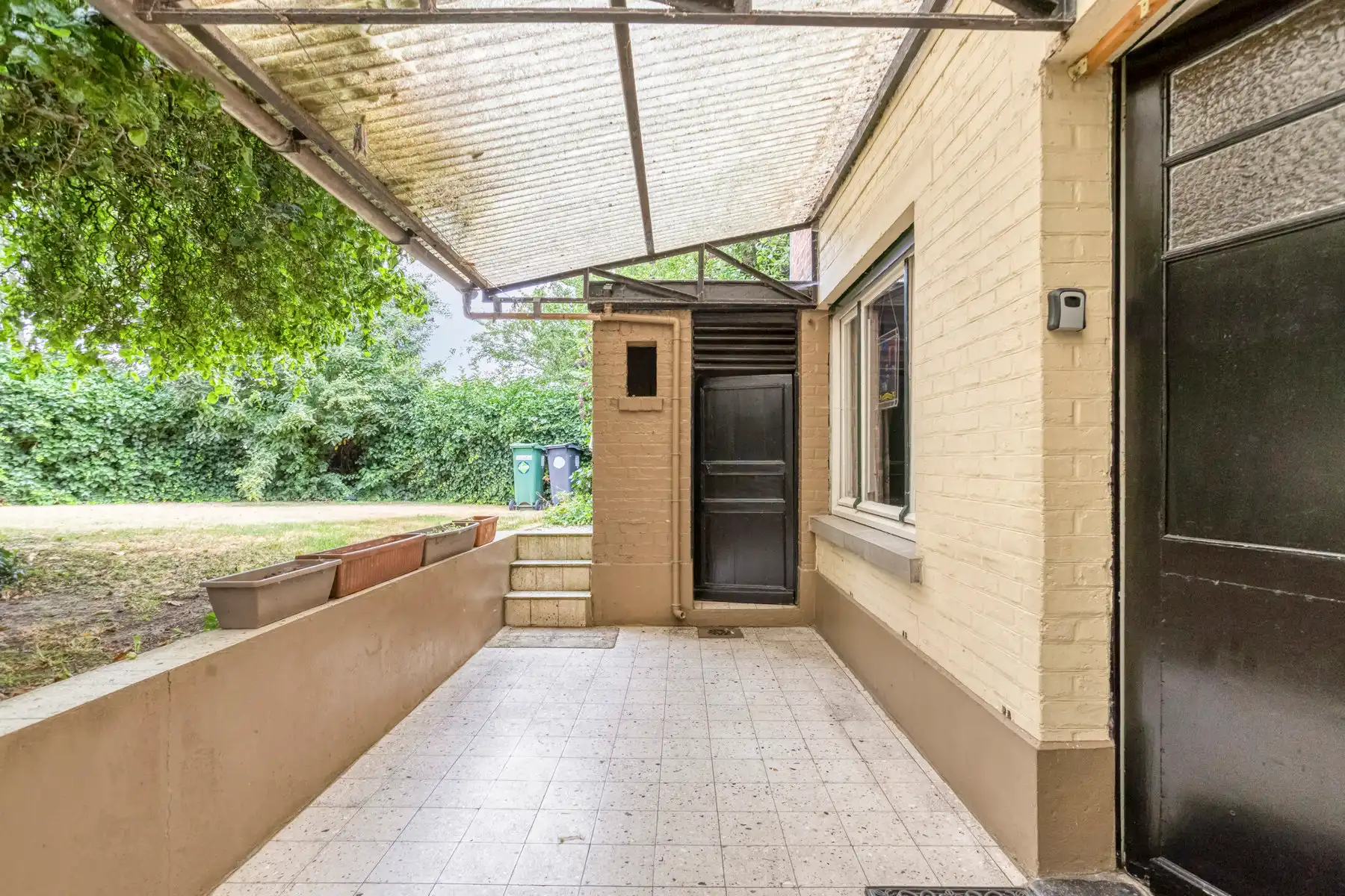 Charmante te renoveren woning met tuin in Appelterre foto 24