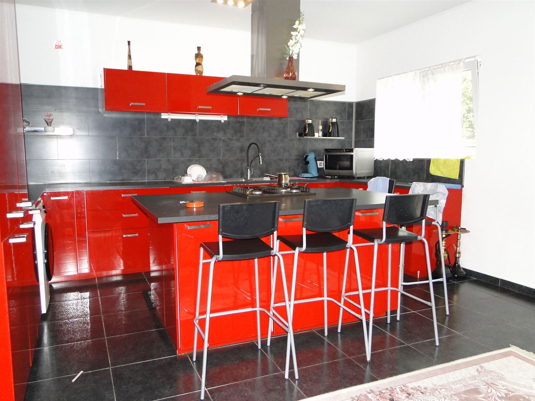 Woning met tuin foto 7